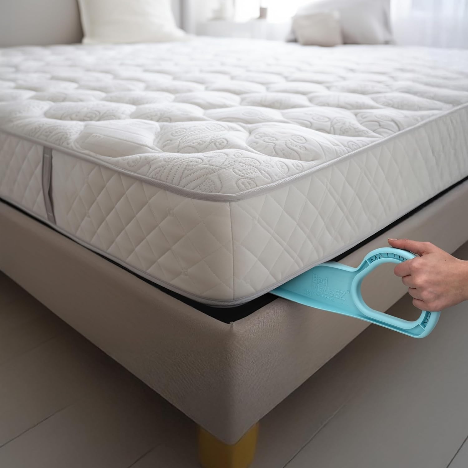 Mattress Lifter & Bed Maker Tool for Changing Bed| Patented & | Lifts & Hold...