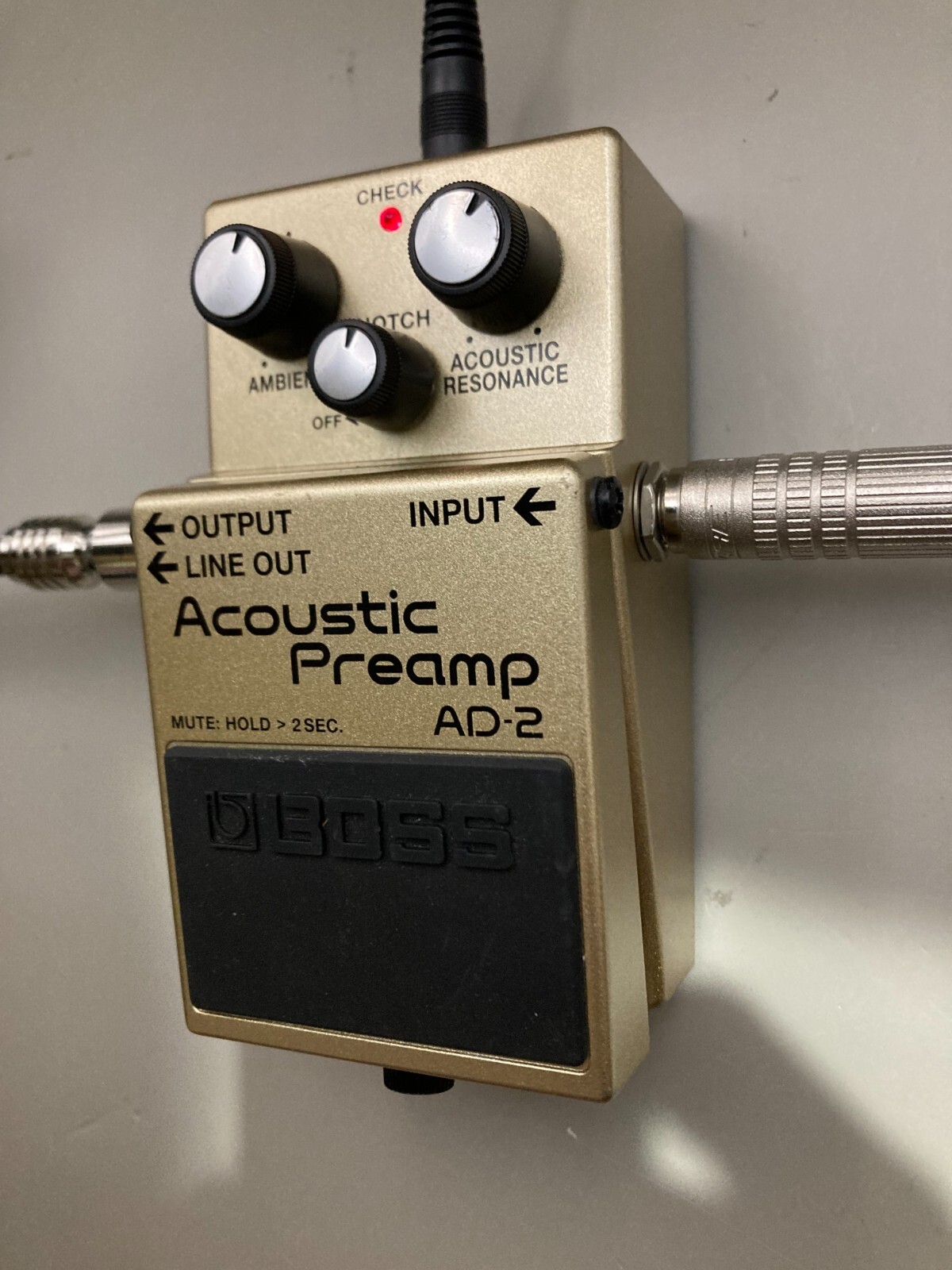Boss AD-2 Acoustic Preamp Guitar Effects Pedal Tested Working