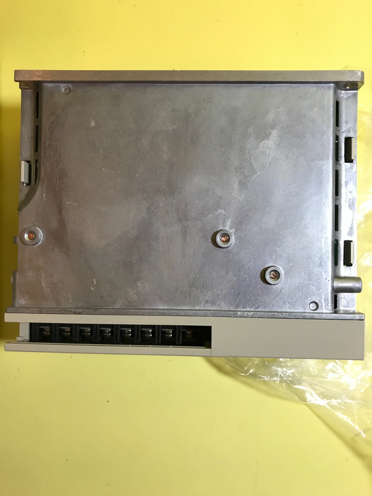 Yaskawa SERVOPACK SGDA-01AS Amplifier Controller NEW