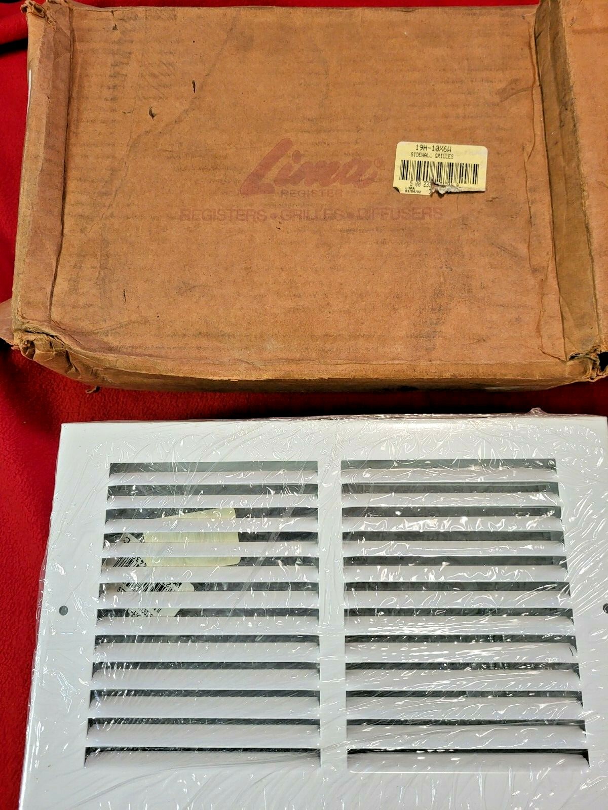 LOT 10 Lima 19-H 10 x 6 White Sidewall Grilles               NOS