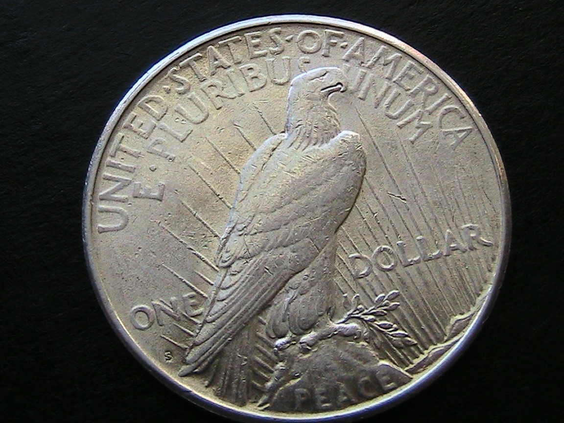 1925-S PEACE DOLLAR