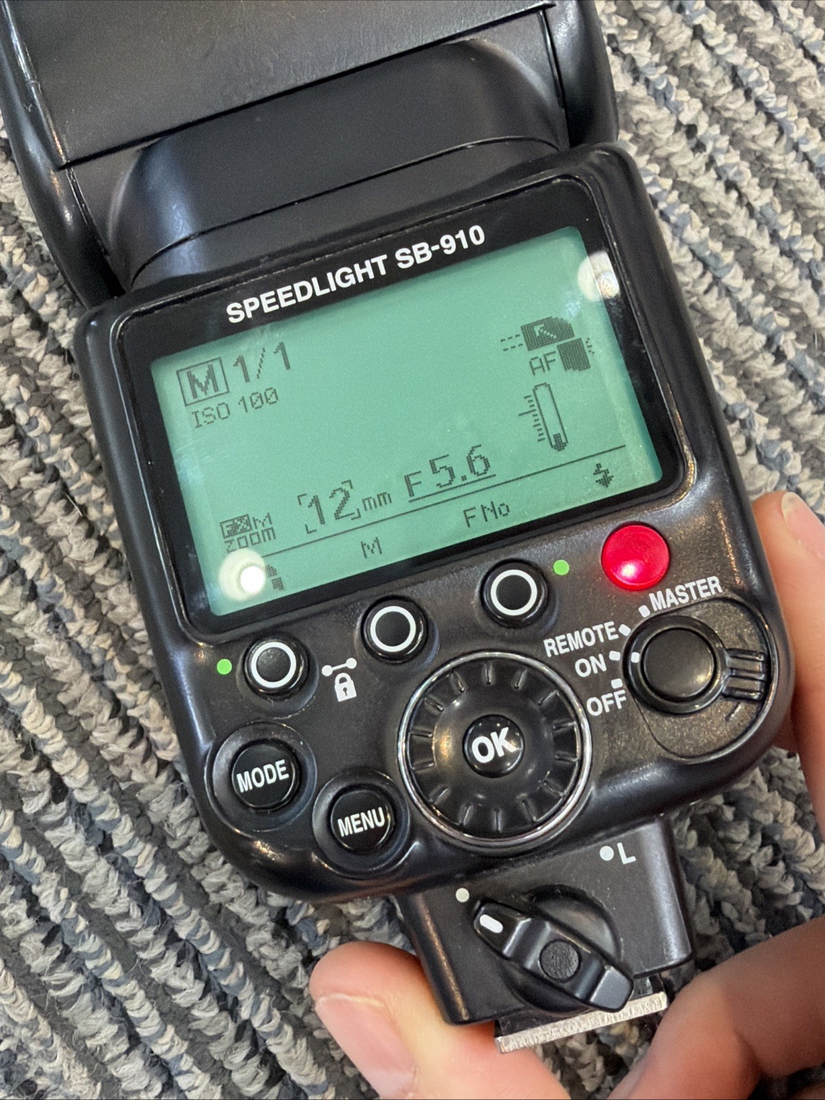 Nikon Speedlight SB-910 Black Shoe Mount Digital Camera Flash
