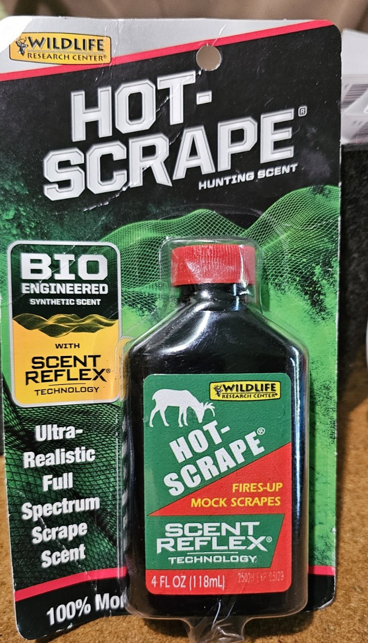 Wildlife Research Hot Scrape Synthetic Hunting Scent 4 fl oz