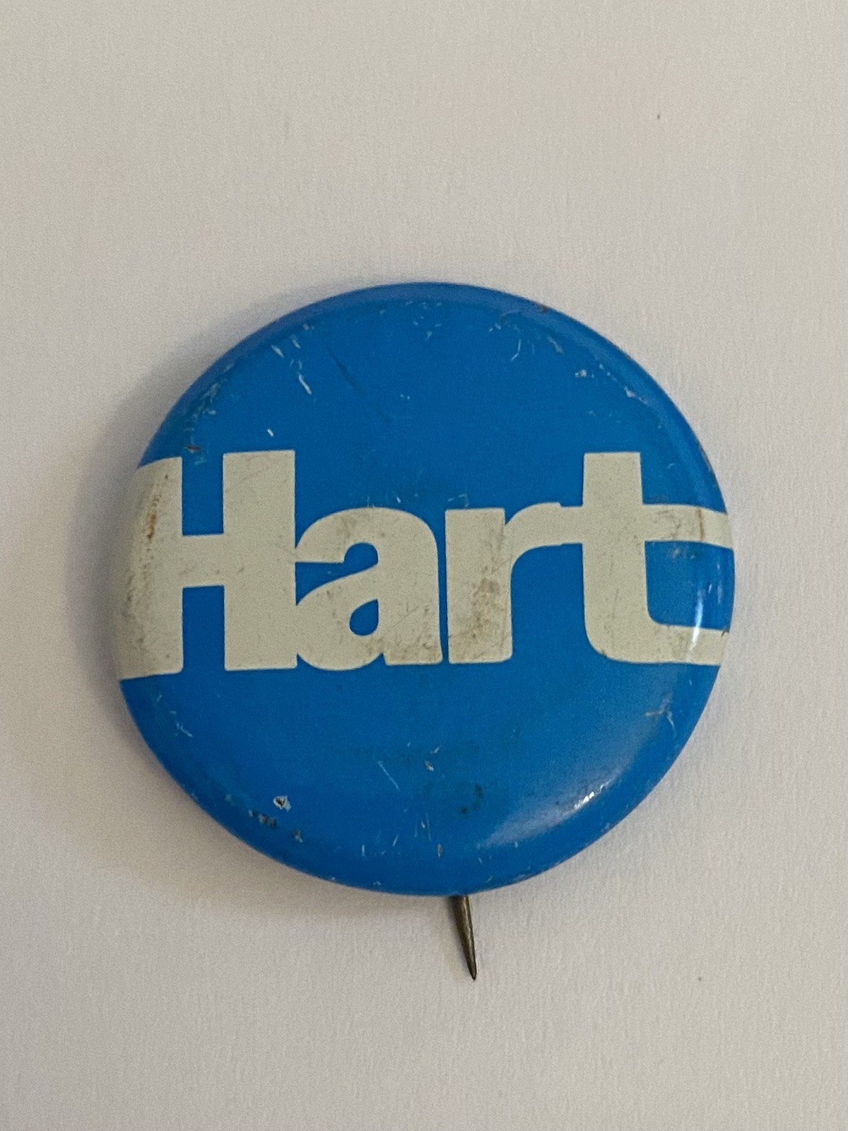 Hart Pin Back Button P103