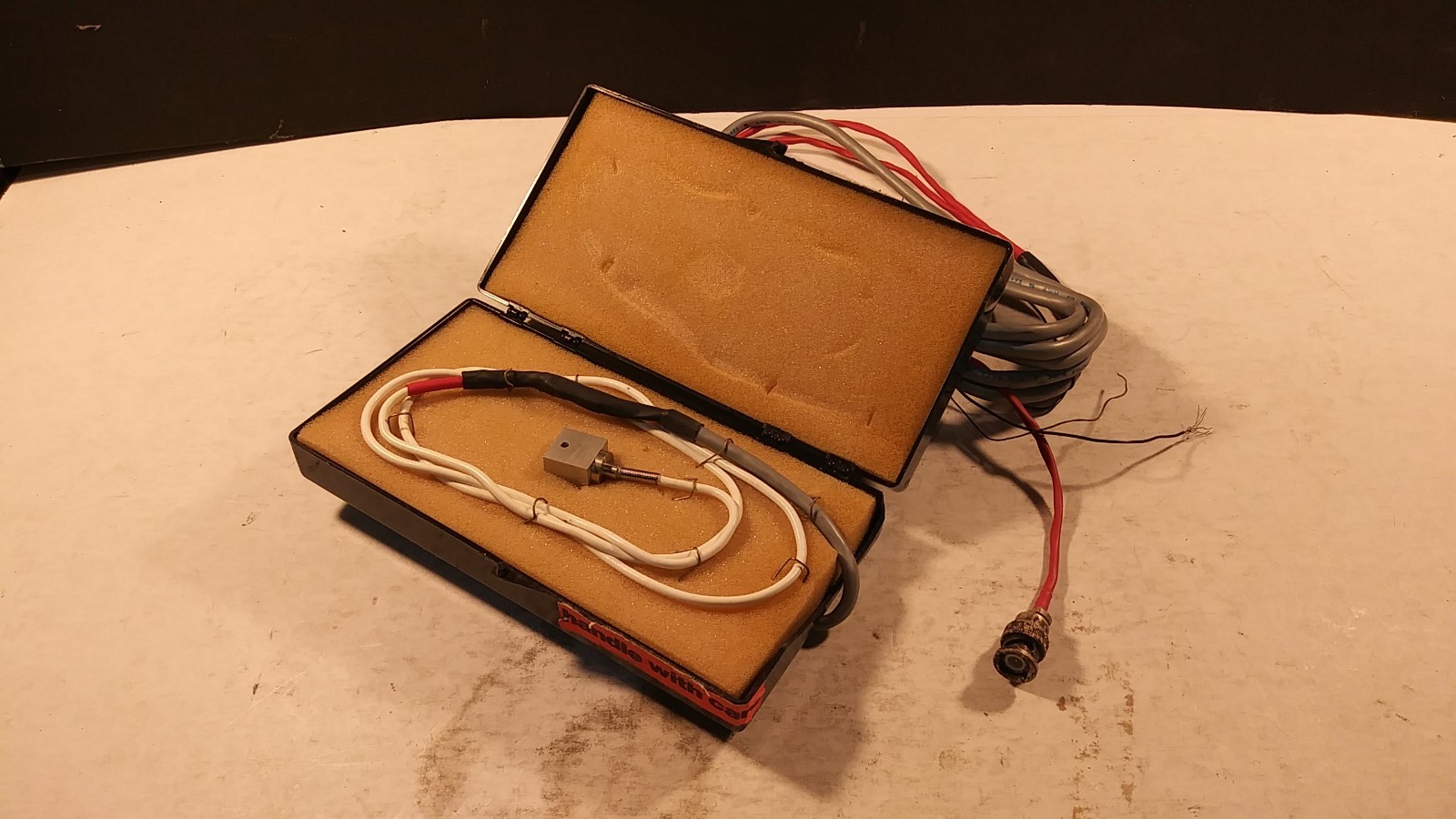 Entran EGCS-A1-5 Accelerometer in Case
