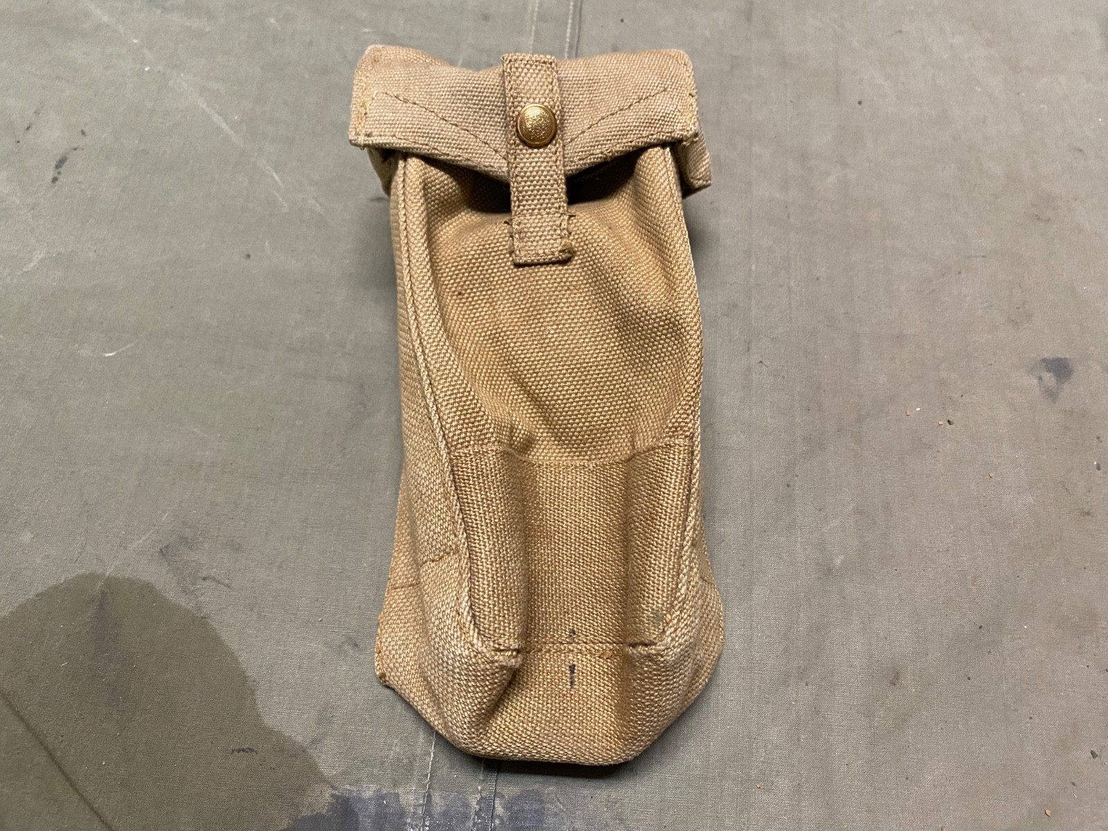 ORIGINAL WWI BRITISH CANADIAN P1937 P37 BREN GUN MAGAZINE AMMO CARRY POUCH