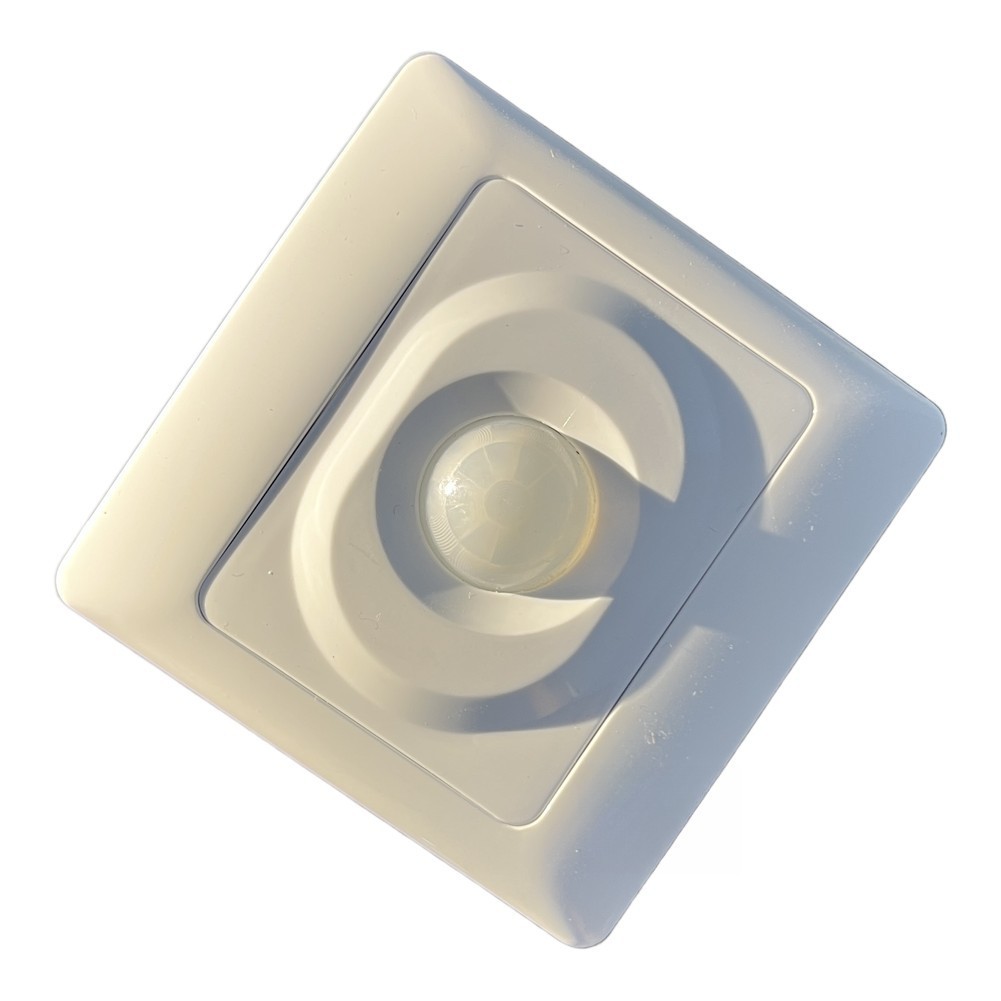 Energy Efficient Motion Sensor Switch 0.8W Operating Power White Finish