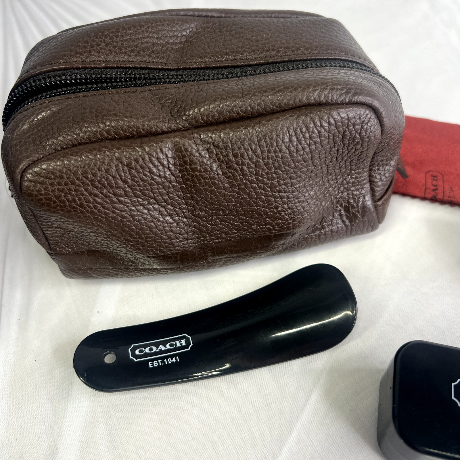 COACH Mens Brown Shoe Shine Kit 6 Pieces