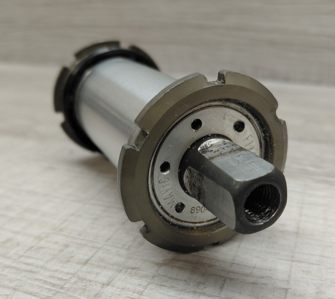 Vintage Mavic FIXE 8904Q  BB Adjustable  68 mm,116 mm 80s Race Bike Square Taper