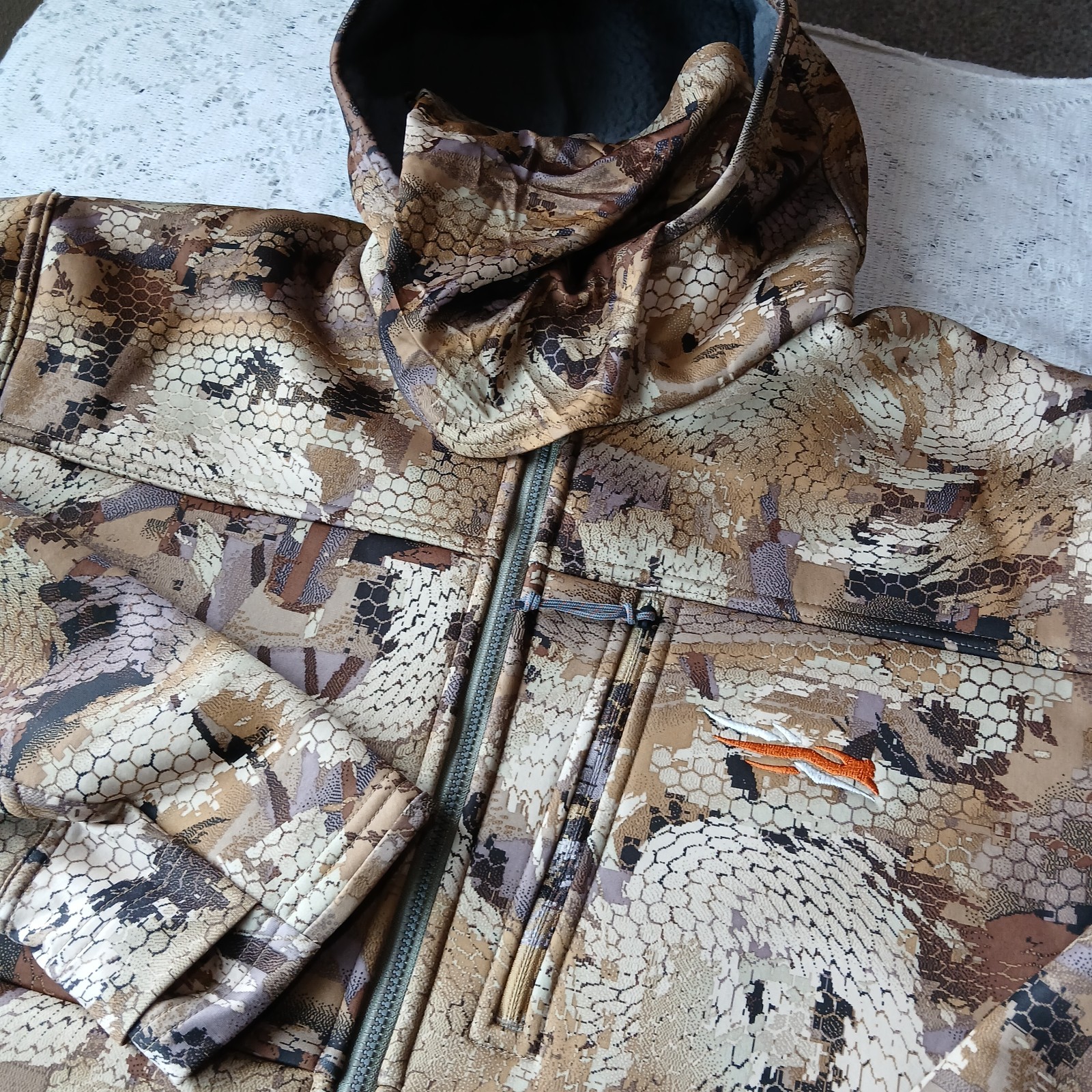 NWT SITKA Traverse Hoodie Mens Large Optifade Marsh Camo Facemask Hunting Jacket