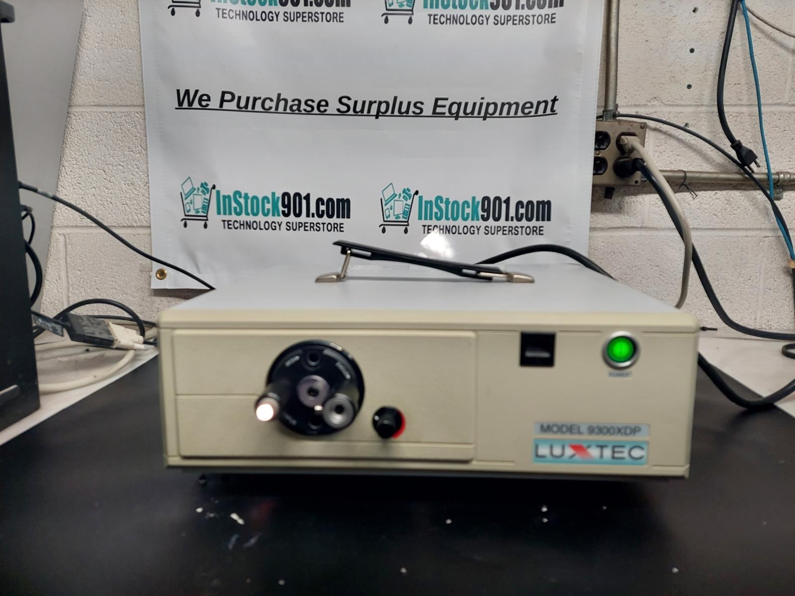 Luxtec 9300XDP Light Source