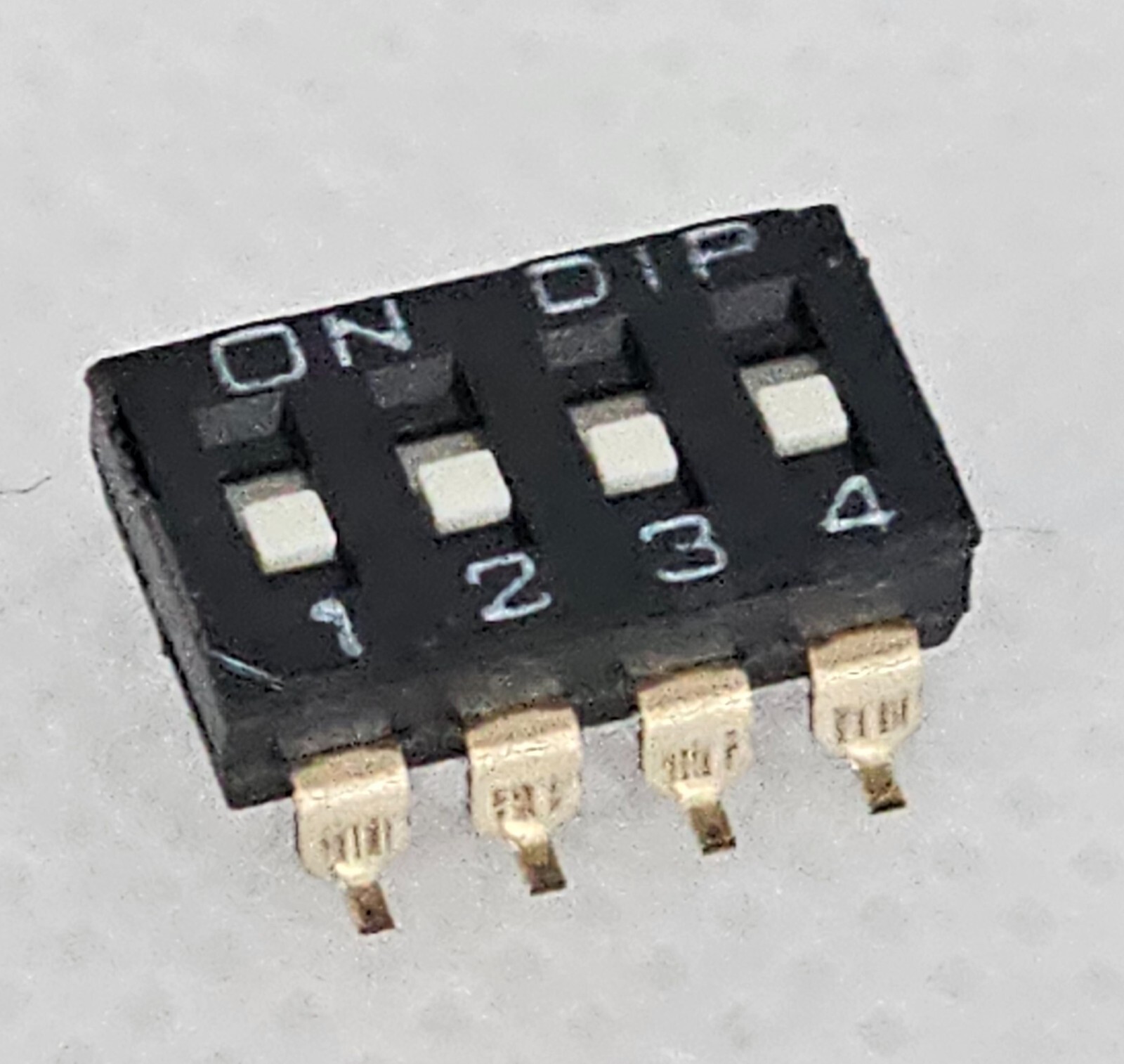 DMR-04-T-V Diptronics 4 Way 4 Position SMD Dip Switch Recessed Actuator - 5 Pcs