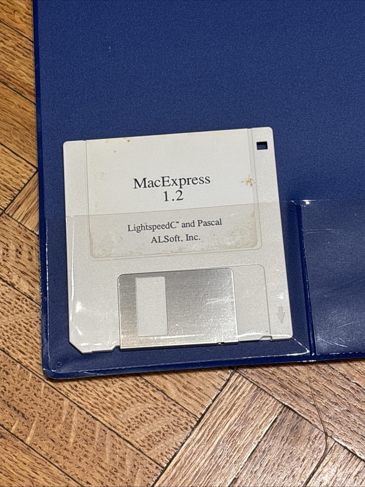 Vintage MacExpress 1.2 Macintosh Software Development Tool + Manual 3.5” Floppy