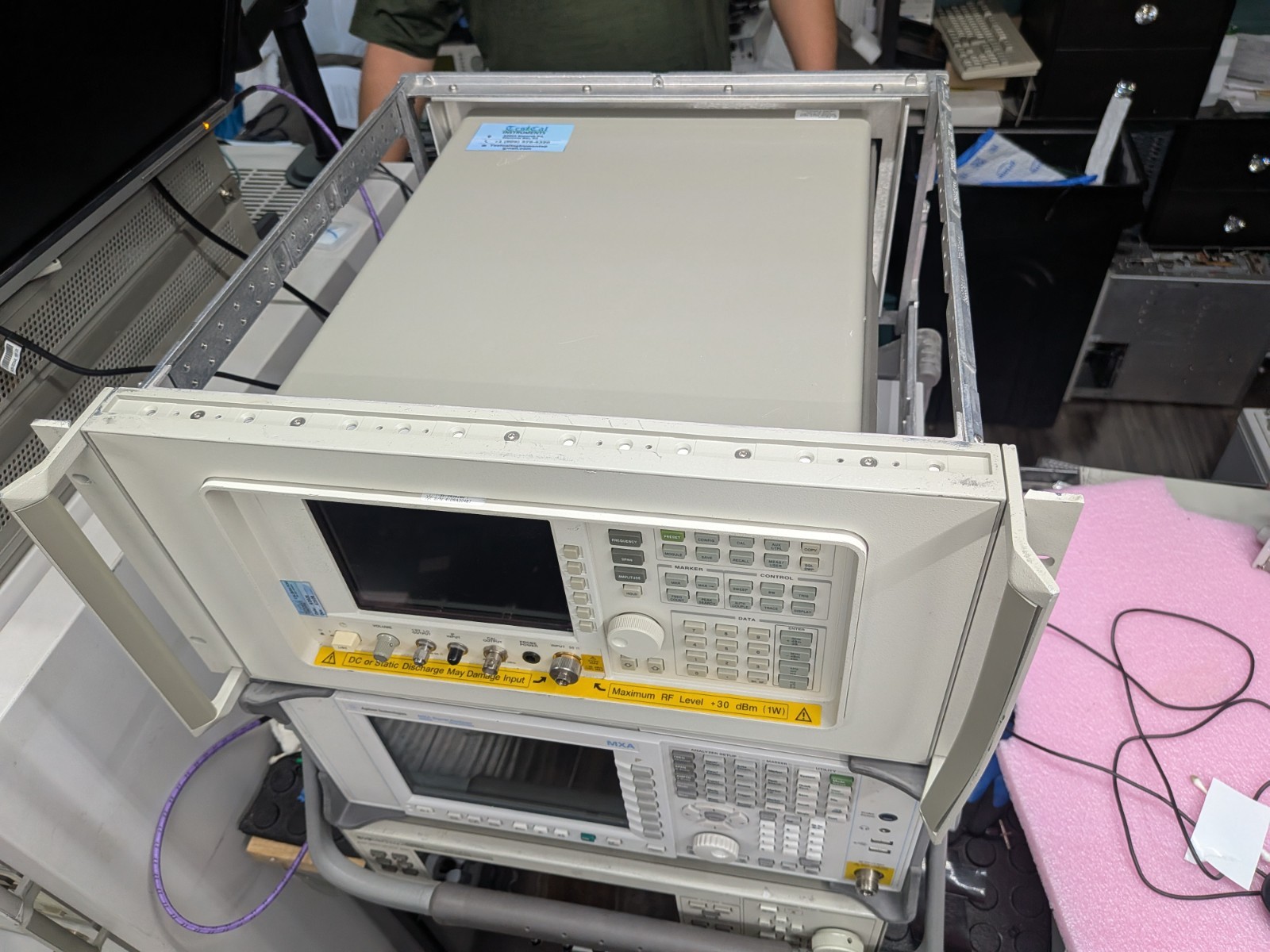 🔥 Agilent 8564EC Spectrum Analyzer 9kHz-40GHz ~ Calibrated!