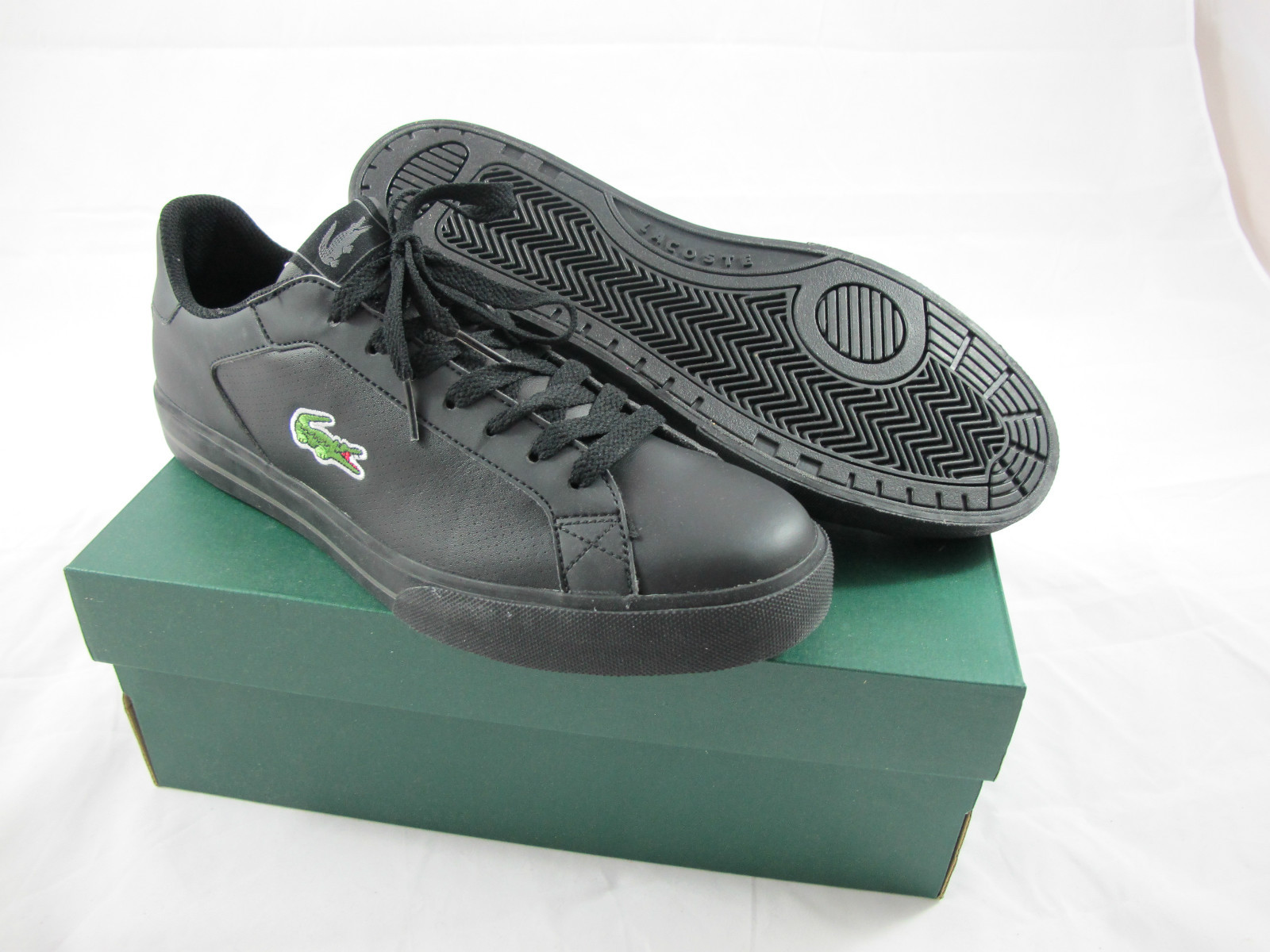 NIB Lacoste Skateboard/Tennis Marling Leather/Synthetic Shoes Black sz. 10