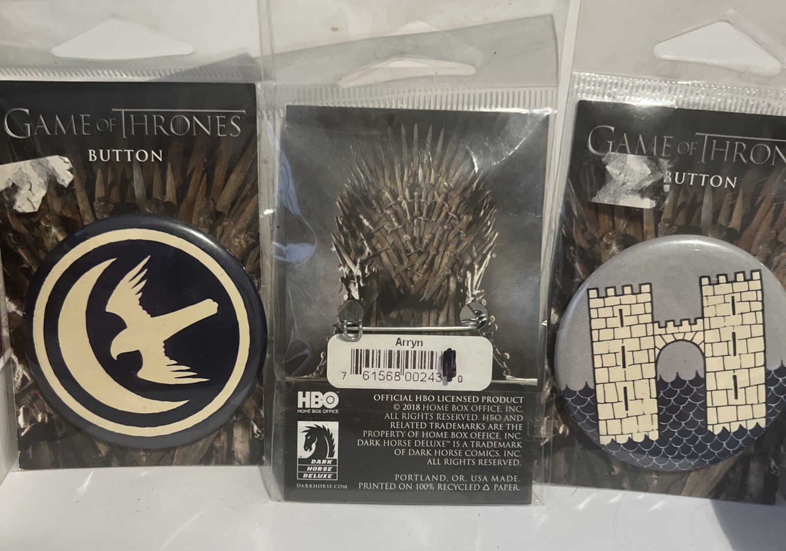 Lot of 3 Deluxe Game of Thrones Buttons 2 Arryn Sigil Button , 1 Dark Horse New