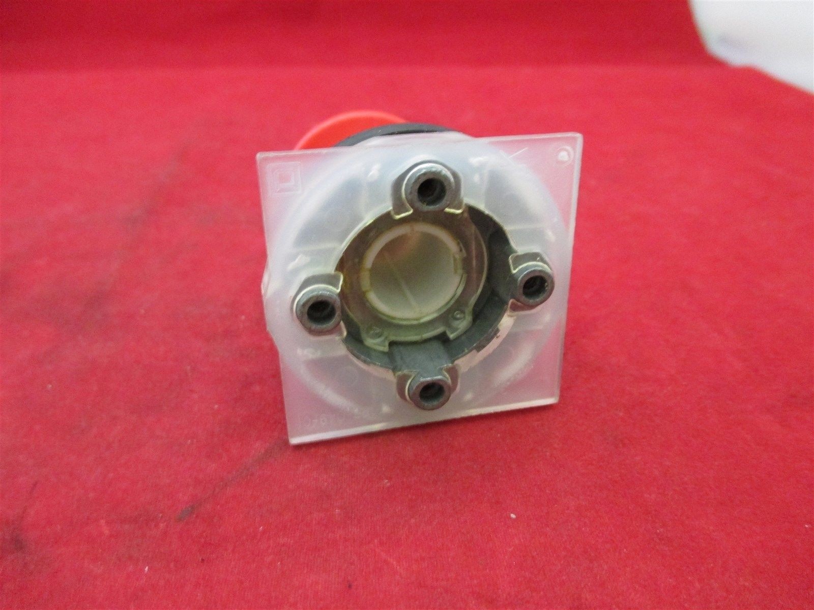Square D KR-24R Mushroom Button Operator new