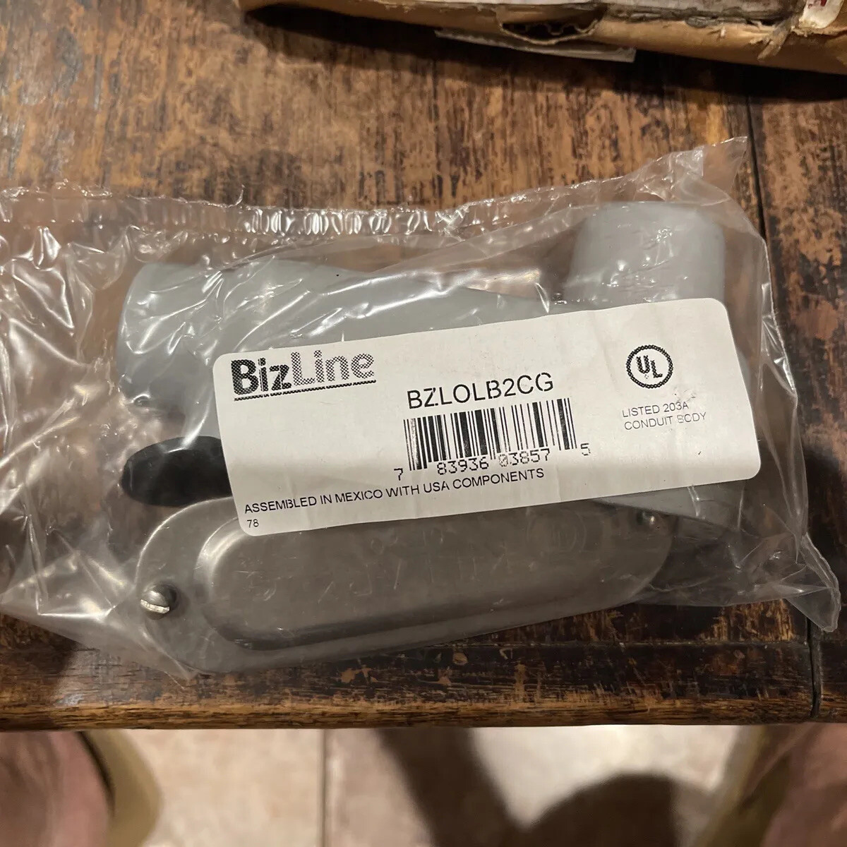 ONE Bizline BZLCOLR2CG -Conduit Body With cover And Gasket Type: LB  Size 3/4”