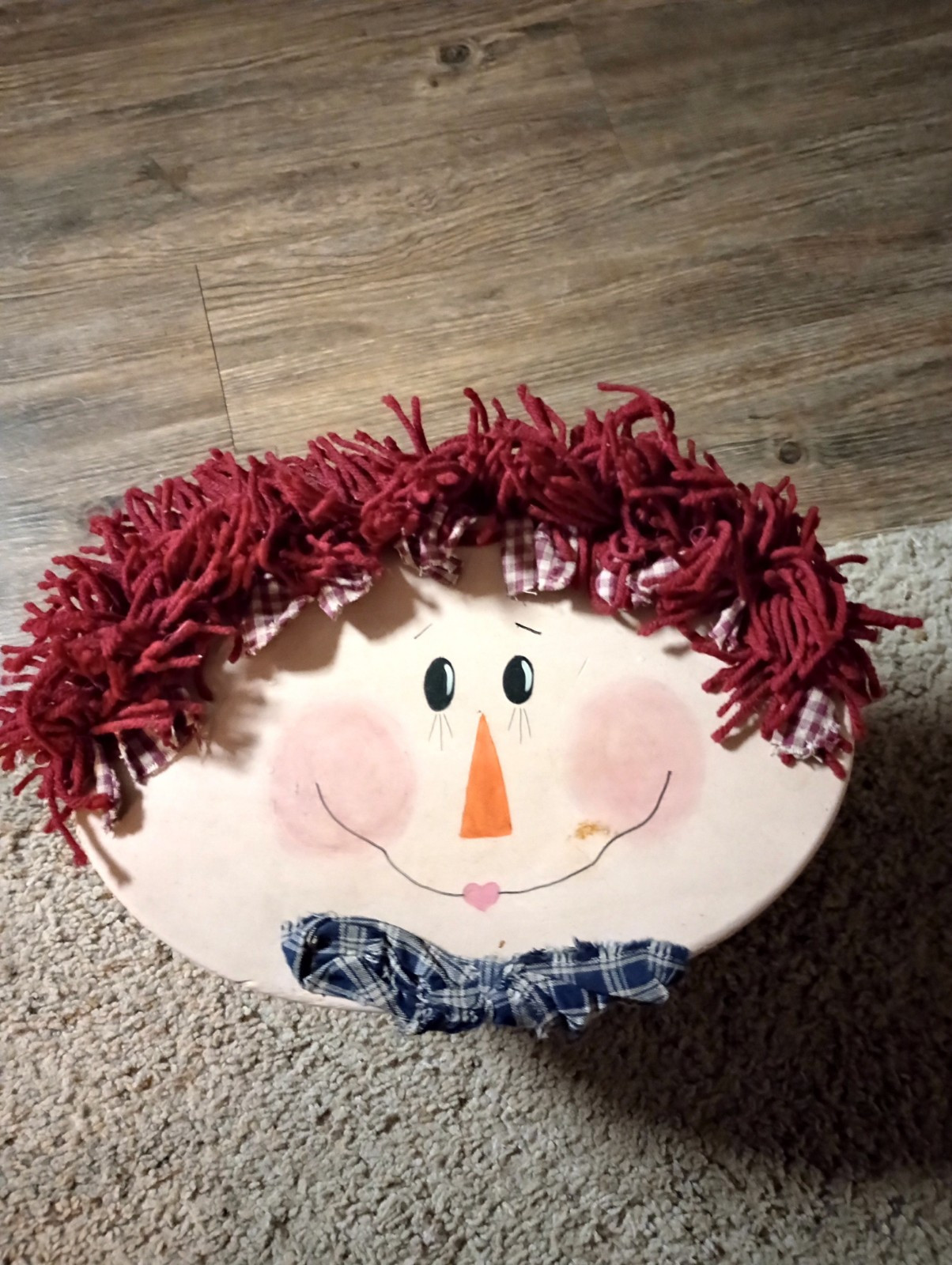 raggedy ann Stool