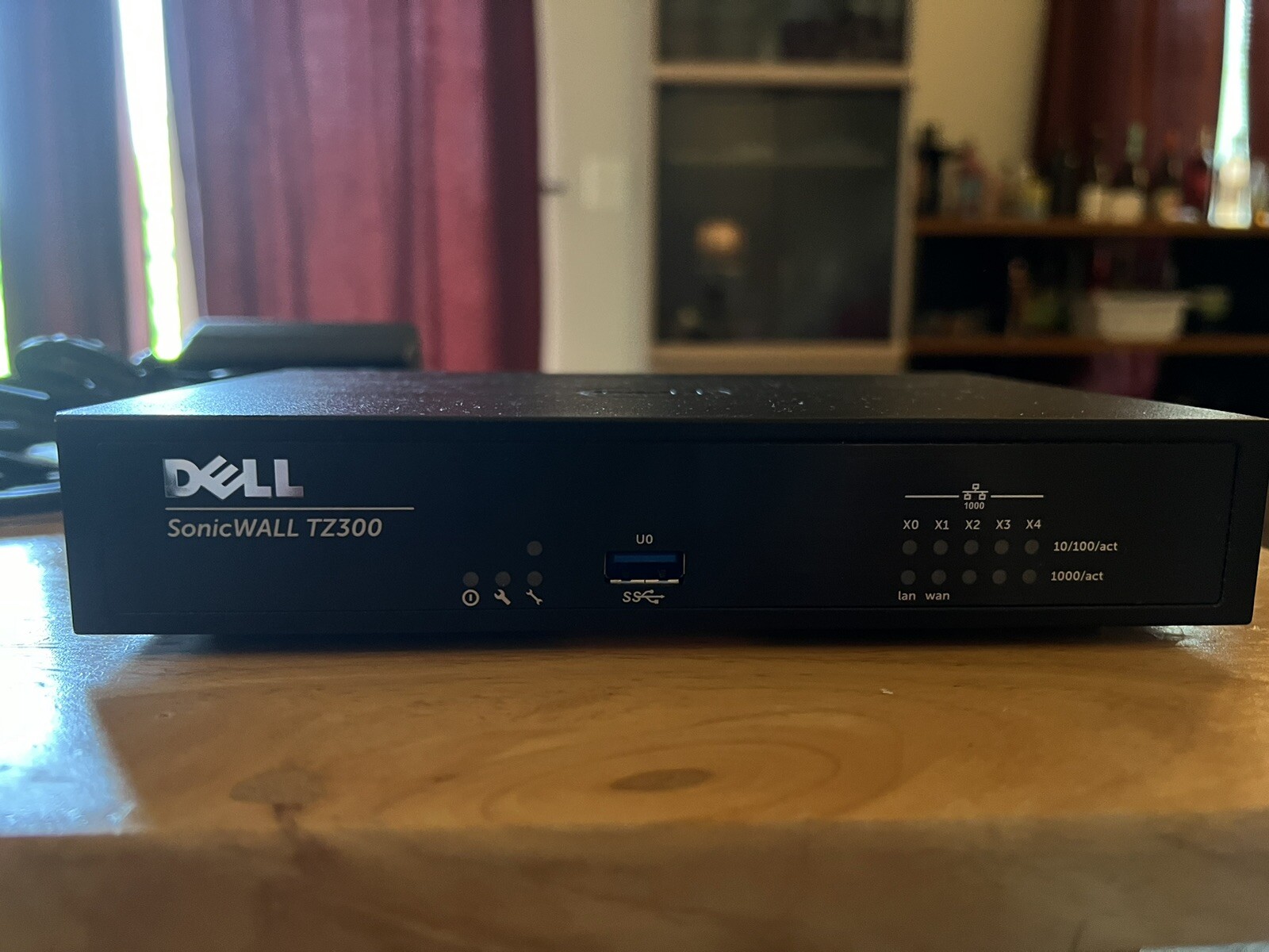Dell SonicWall TZ300 5 Port Network Security Firewall Appliance APL28-0B4