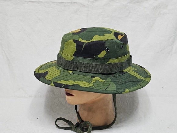 LEAF PATTERN CAMOUFLAGE BOONIE HAT