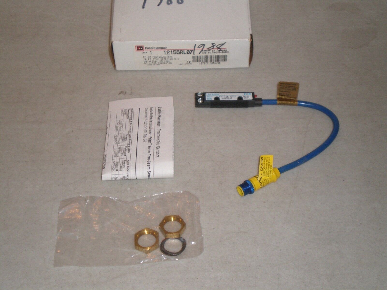 New! Cutler-Hammer 12155RL07 Prism Photoelectric Sensor Switch Free Shipping!
