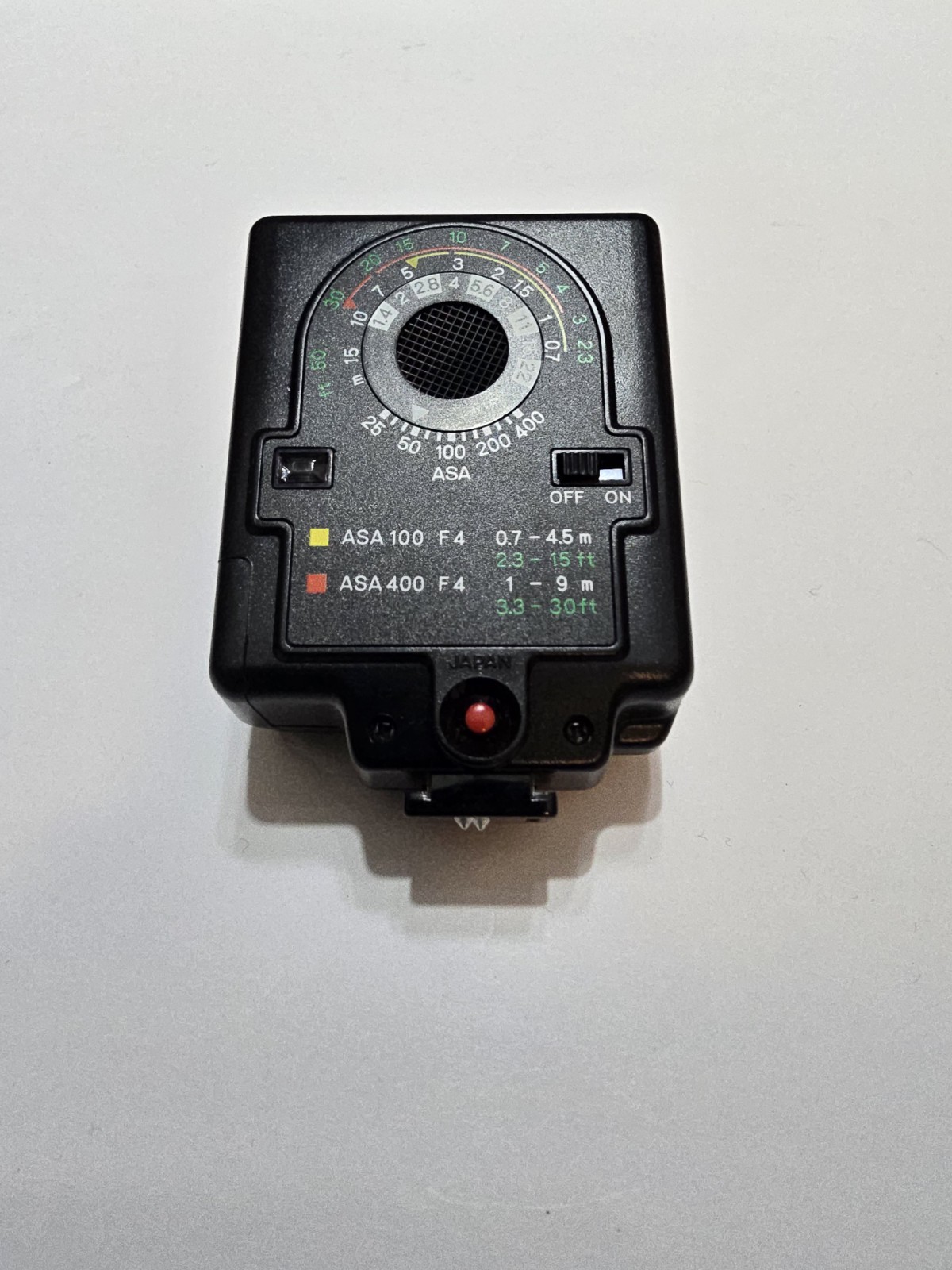Minolta Auto 118x Flash And Original Minolta Case, Excellent Condition.