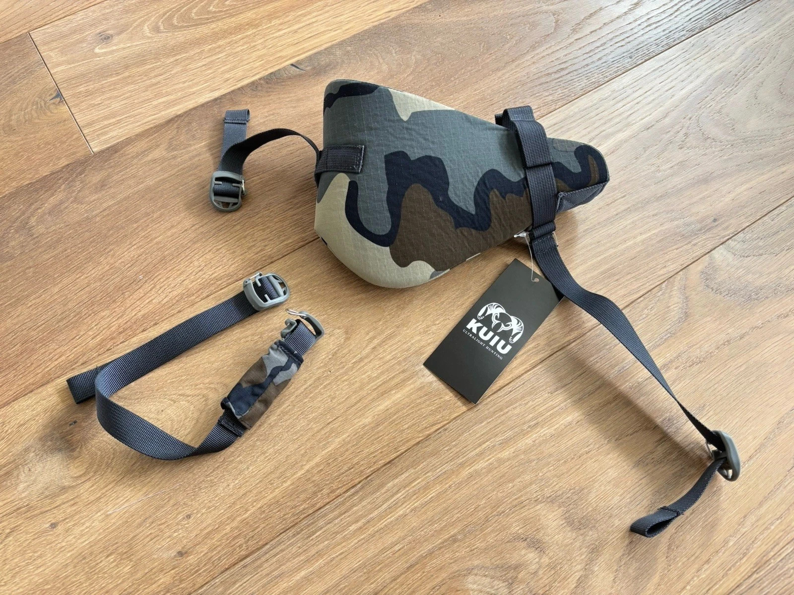 Kuiu Hunting Camo Back Pack Backpack Compound Bow Holder Cover Harness Vias