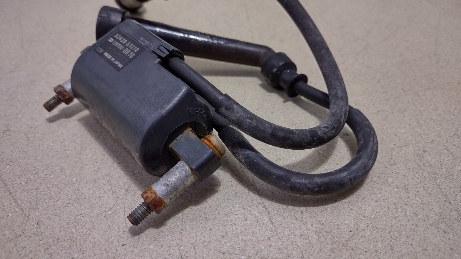 1985 Suzuki GS700e Ignition Coil #PL-118
