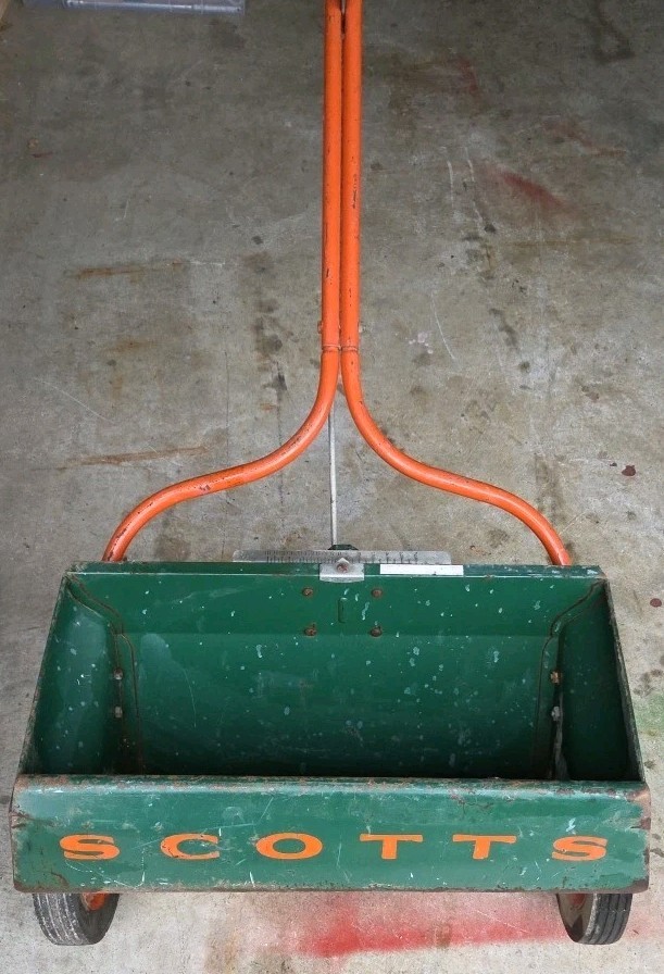 Vintage SCOTTS Model 35-8 Metal 20-inch Wide Drop Lawn Spreader Seeder