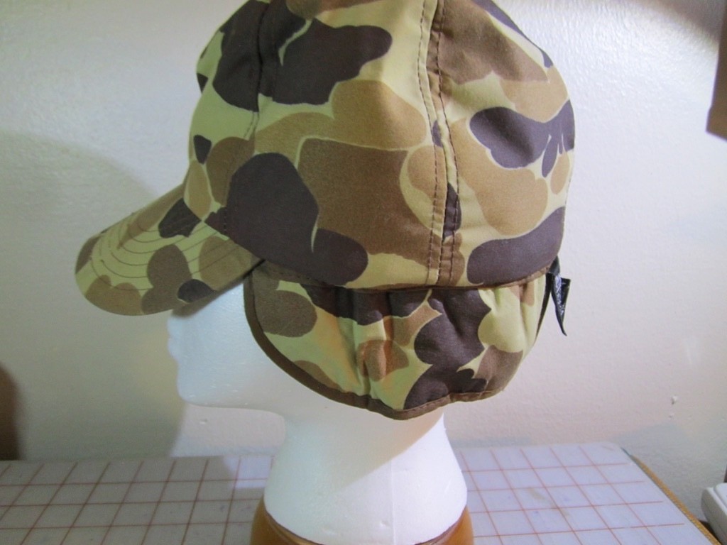 Vintage Duck Frog Camo Gore-Tex Hunting hat w/ earflaps, Medium, made in USA