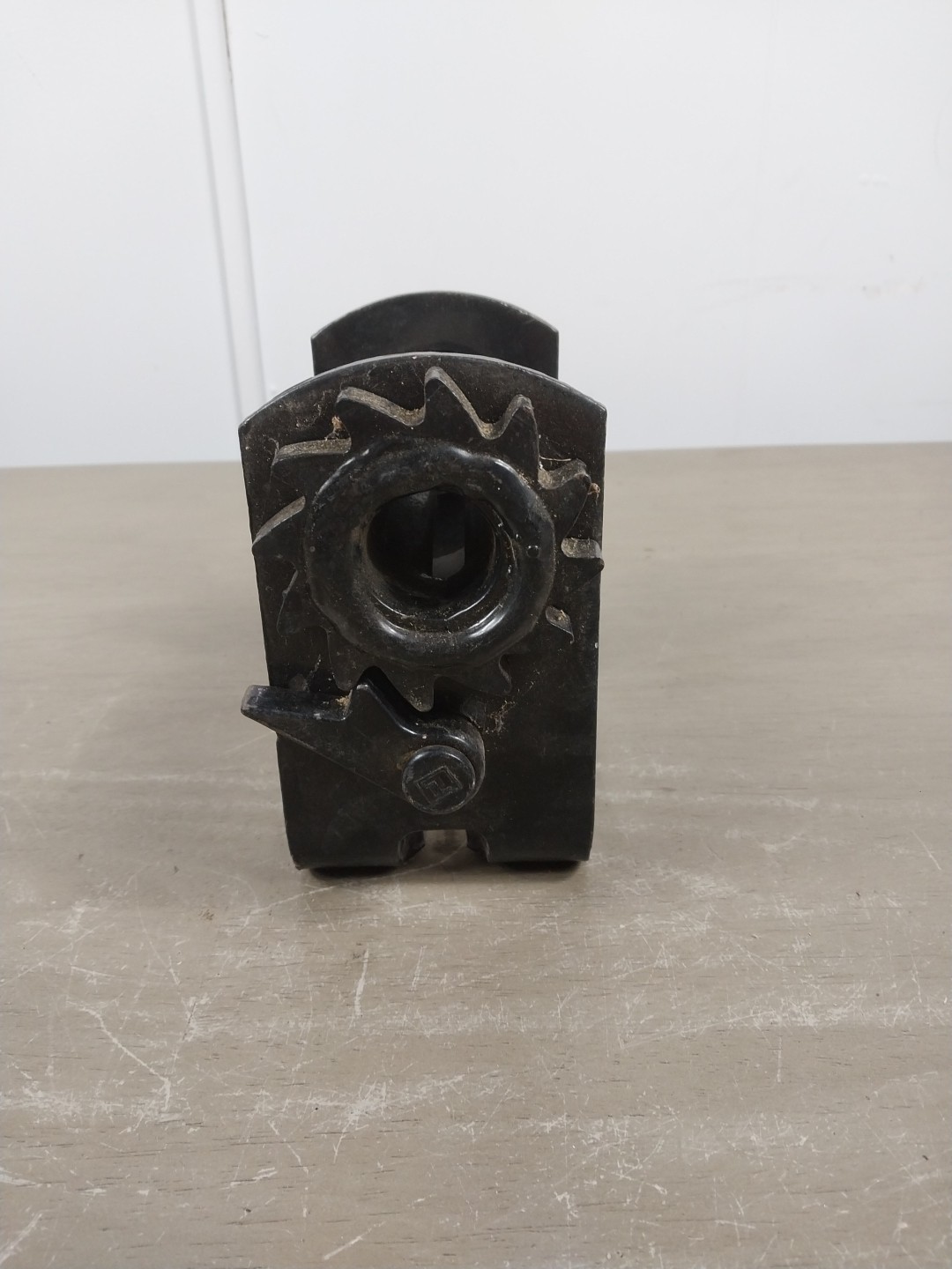Ancra Standard Wilson Web Winch Bottom Trailer Mount 5,500 Lbs. BL2012-02