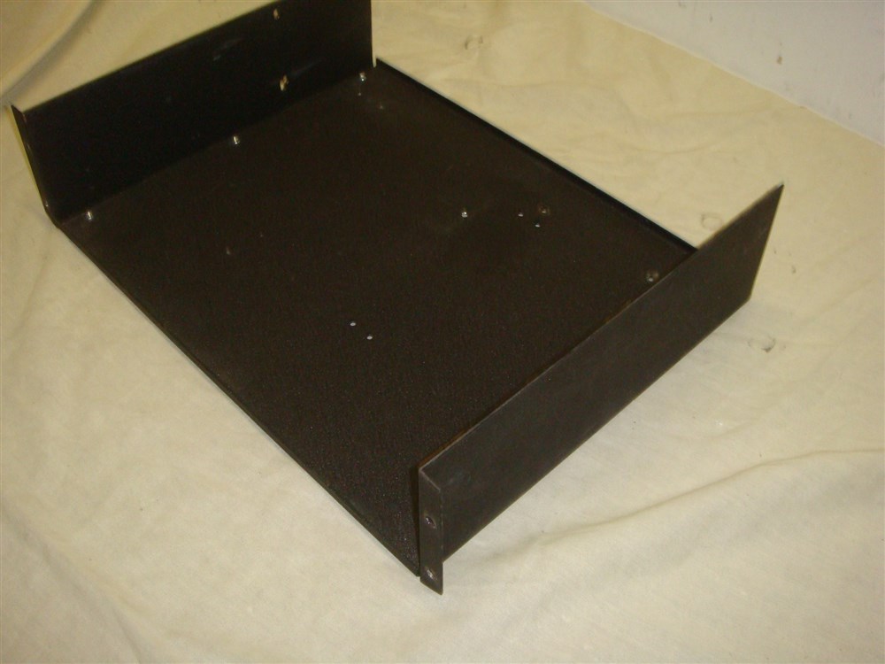 14" DEEP 2U ACCESSORY RACKMOUNT TRAY