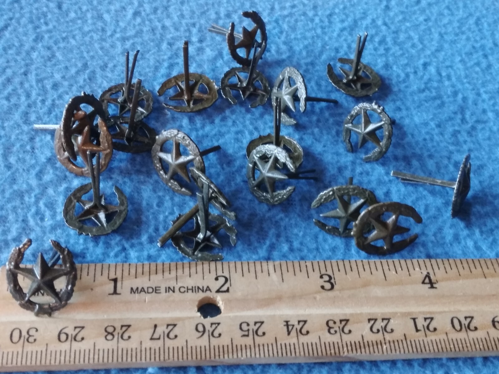LOT OF 20 - MILITARY STAR WITH WREATH ATTACHMENTS- NEW