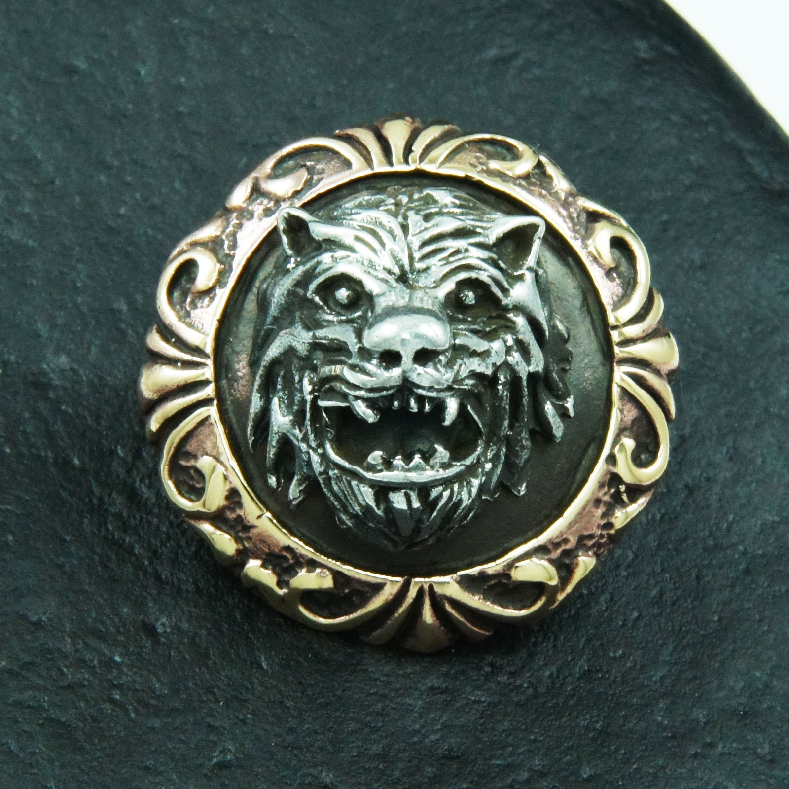 LION KING  925 STERLING SILVER BIKER ROCKER CONCHO WALLET SNAP bc-004