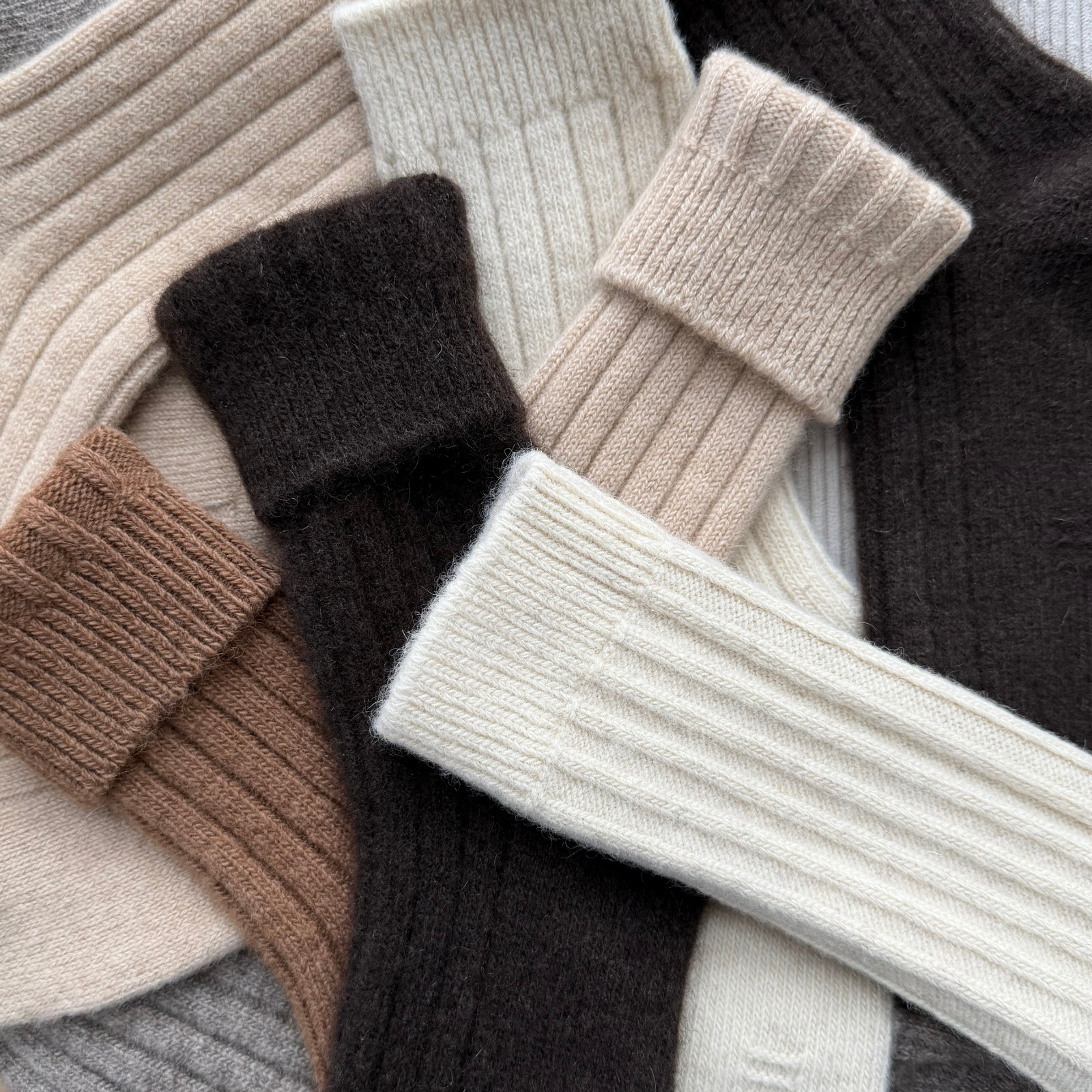 100% Cashmere Wool Socks. Beige. Thick. Extra Large. Made in Mongolia