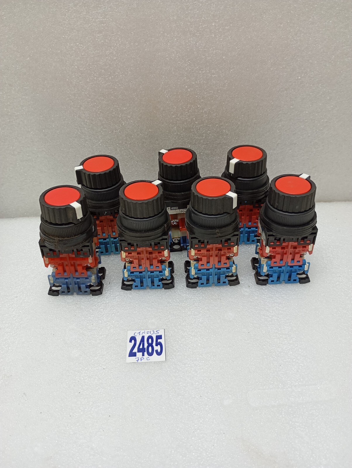 FUJI ELECTRIC Push Button AR30S6R (Lot of 7 Pcs)