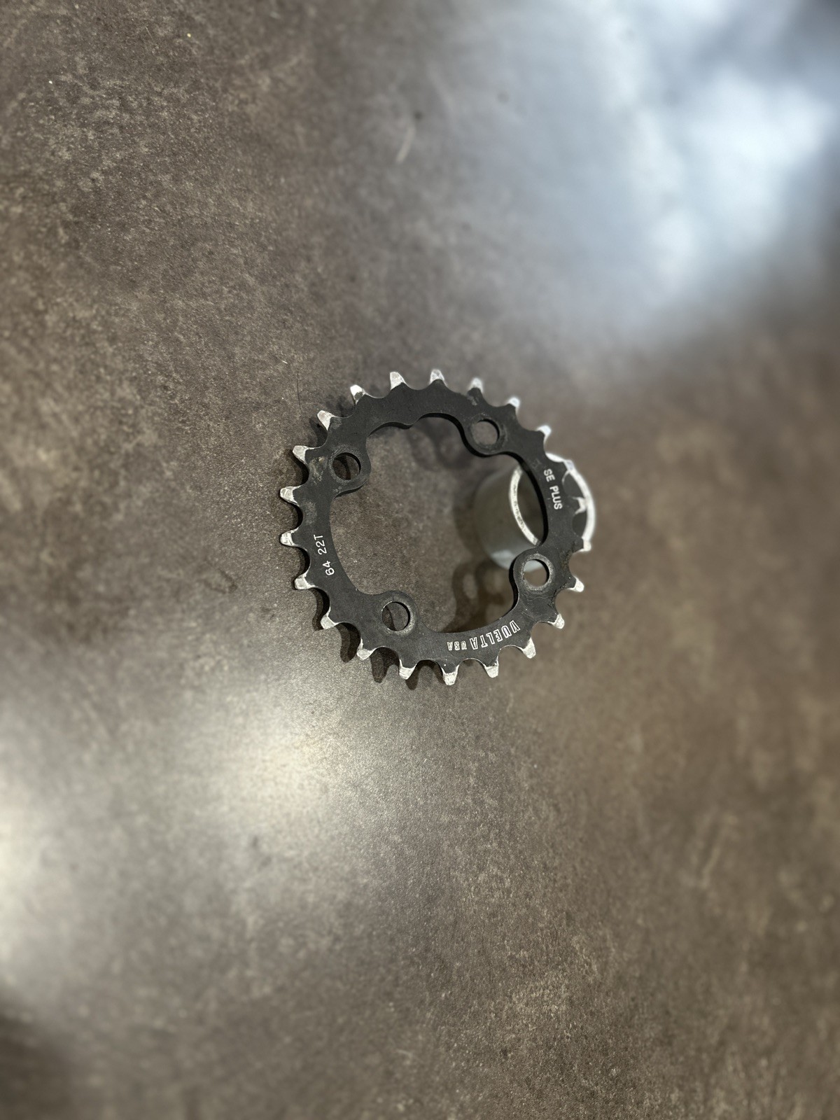 Vuelta 64 Bolt Chainring Diameter 22 Tooth Black Chainring