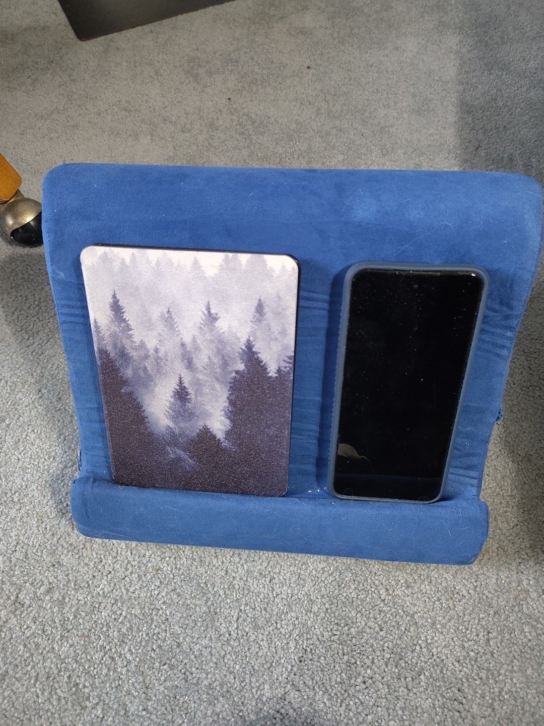 Pillow Pad Fold Away Tablet Holder  Multi Angle iPads Books  Blue Student Reader