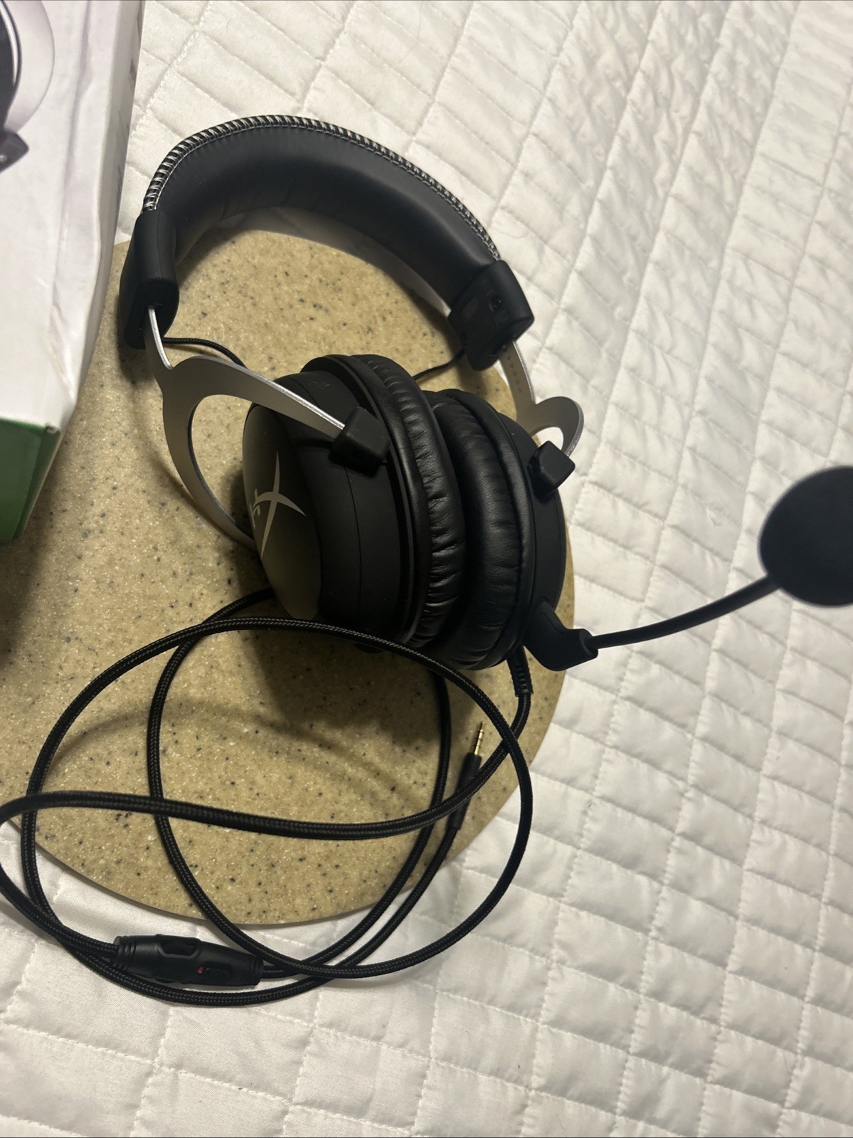 HyperX CloudX Pro Wired Gaming Headset for Xbox One-NOB