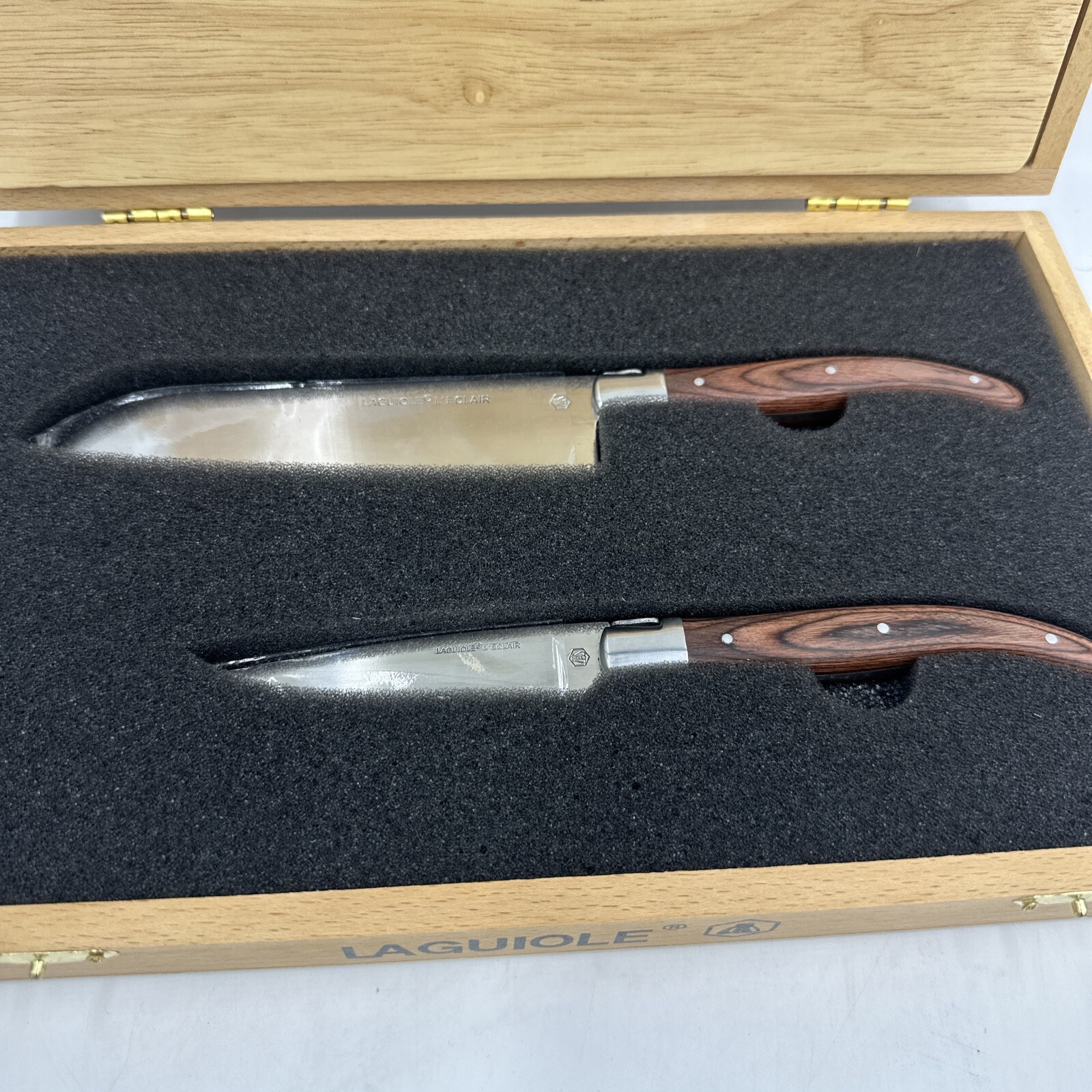 Laguiole L'Eclair Knife Set 4" & 6" Blade & Cutting Board Samsung collaboration