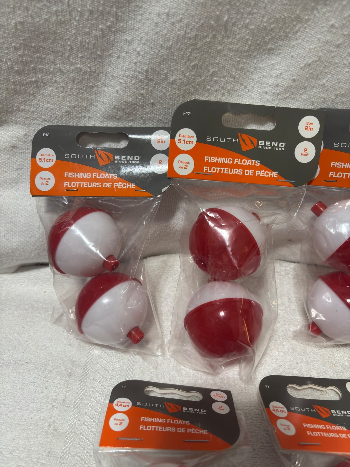 LOT OF FLOATERS SOUTH BEND, 3ea 1 3/4" inches, 2ea 2" inches NEW SEALED