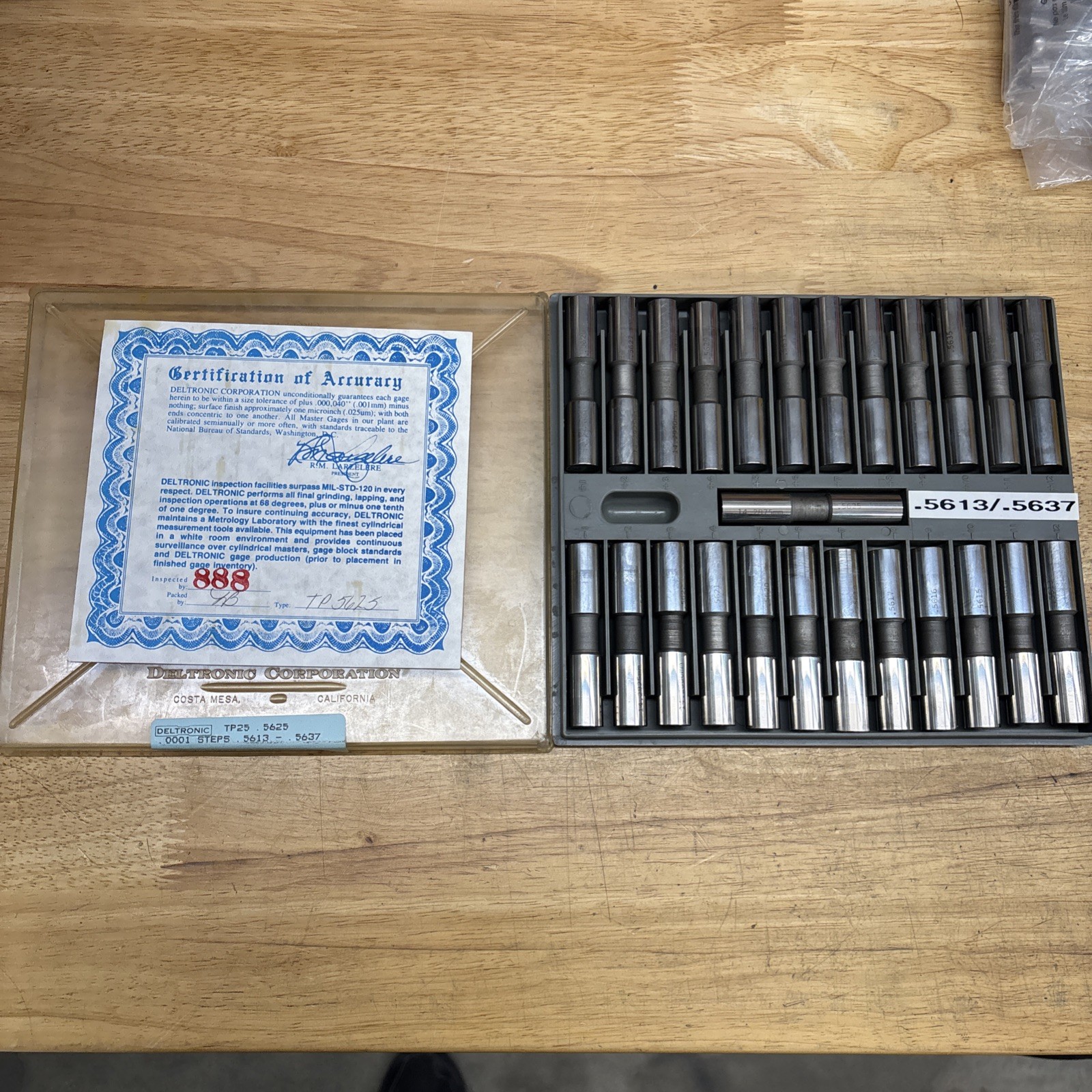 DELTRONIC TENTH PLUG Pin GAUGE TP25 .5613 .0001 steps .5613 - .5637 Bore Gage