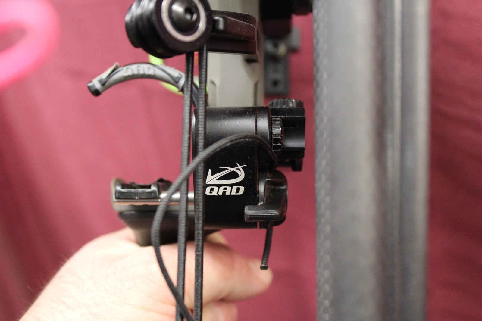 Prime Form 34 Compound Bow (RH) with Sight/Quiver/Stabilizer/Release