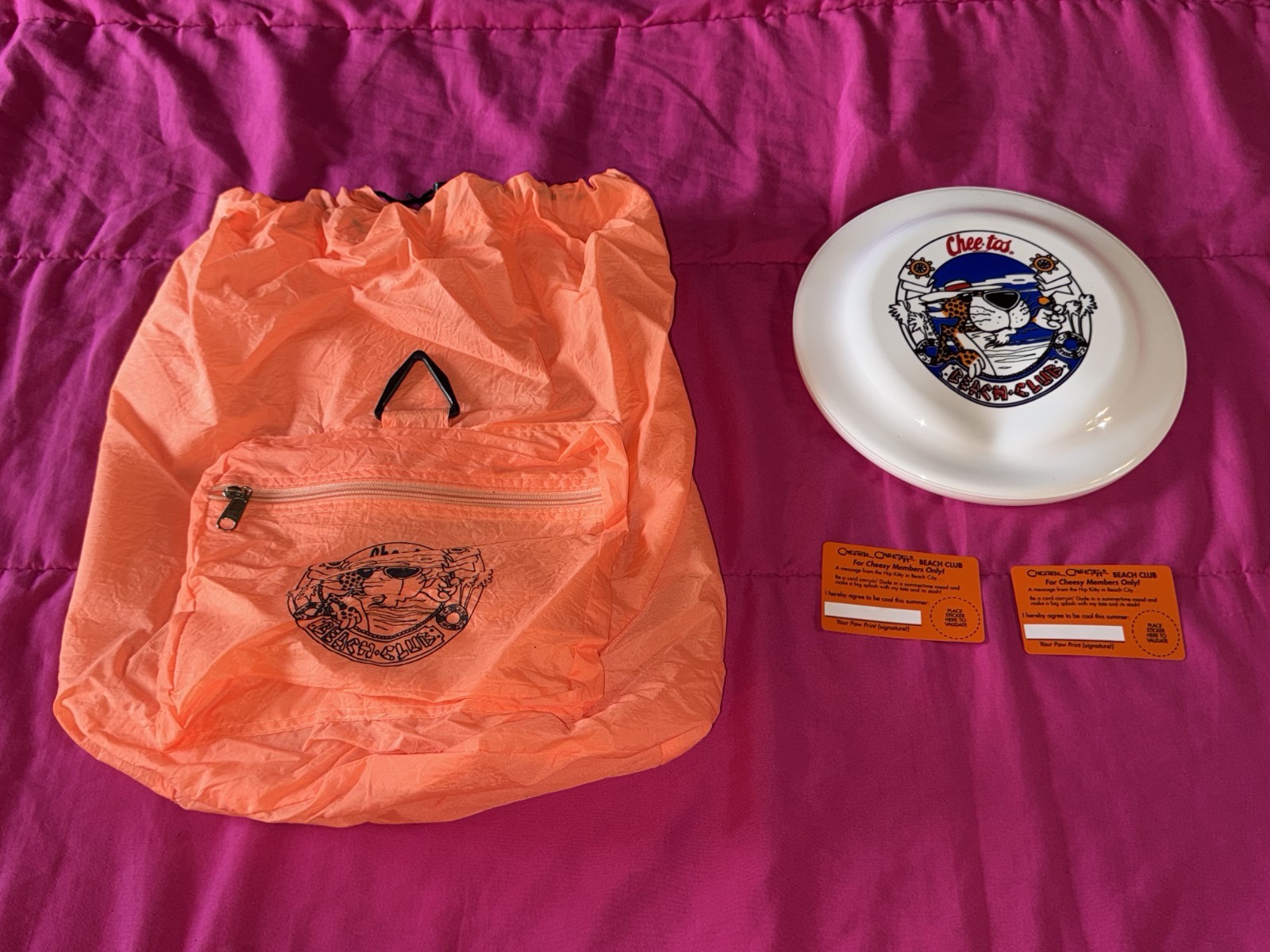 Cheetos Chester Cheetah Frisbee Flying Toy W/Bag  Promotional 1990s Beach Club