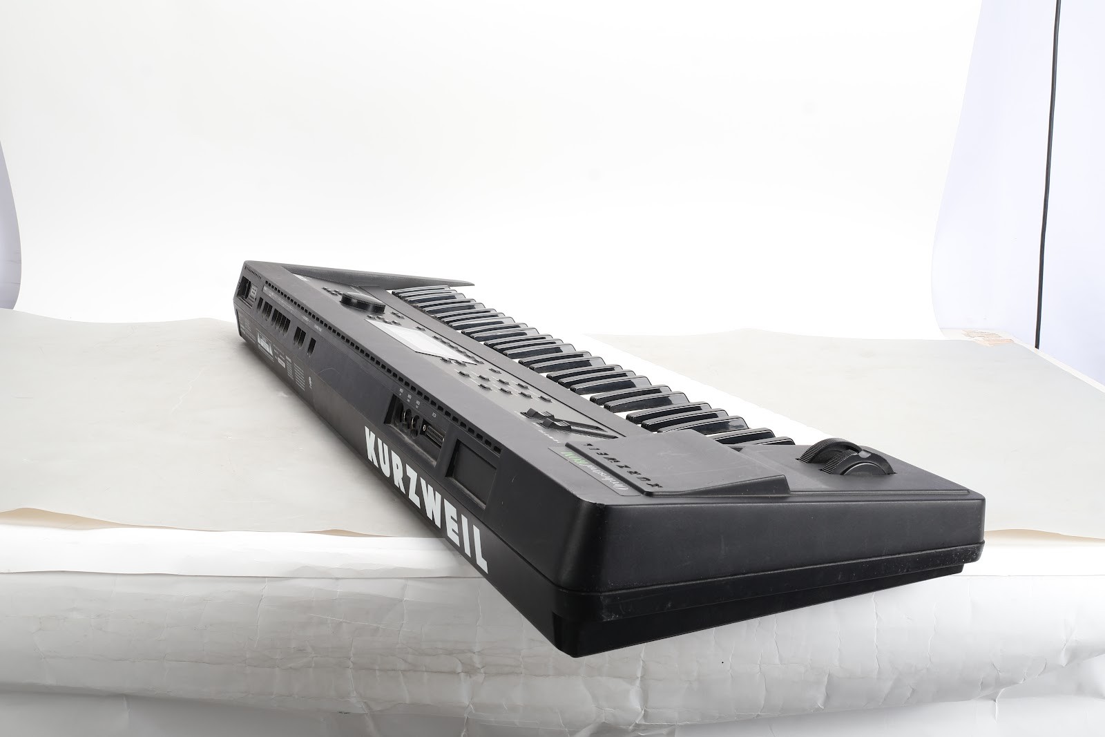 Kurzweil K2000 61-Key Digital Workstation Synthesizer