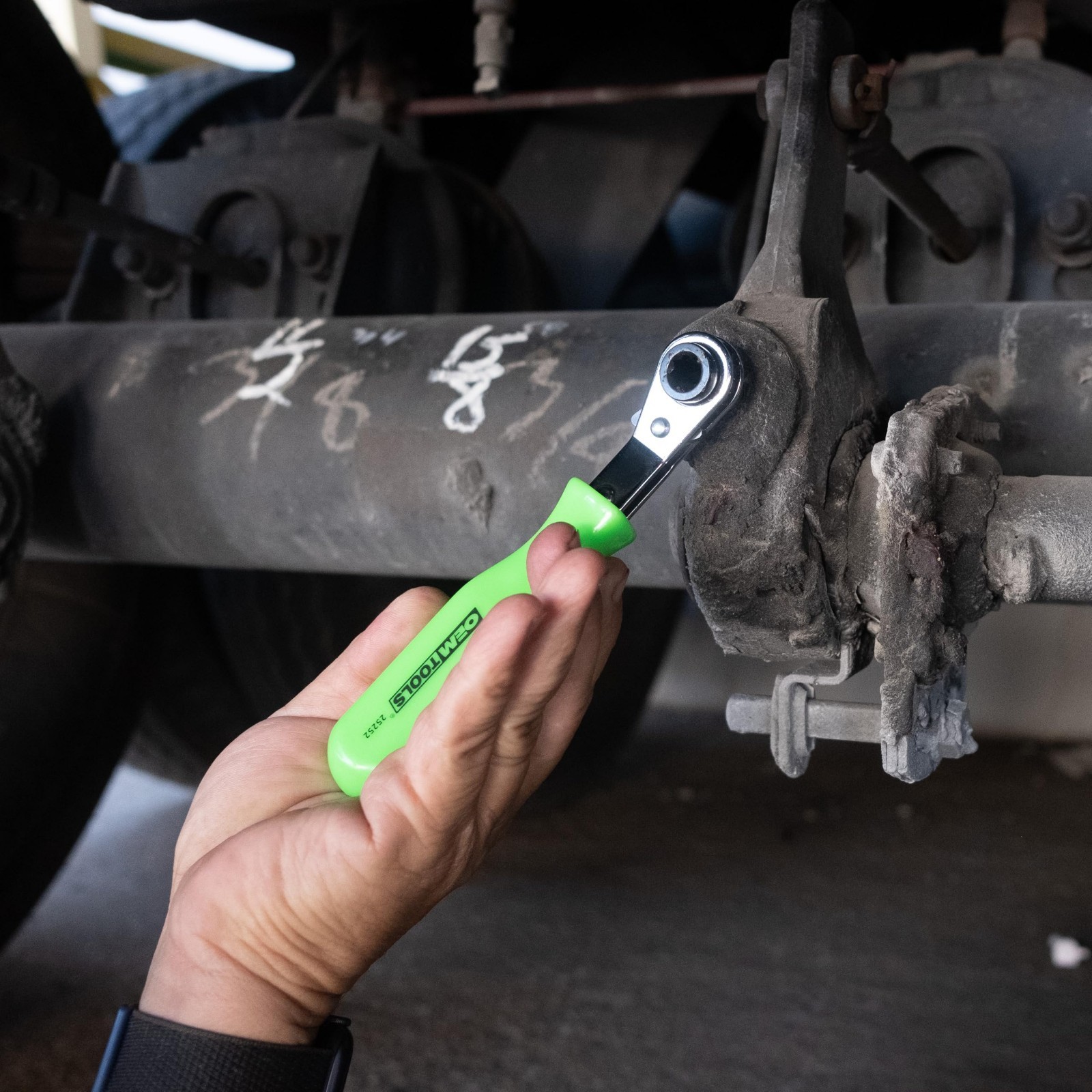 Automatic Slack Adjuster Tool & Wrench - Efficient Brake Adjustment for Semi Tru