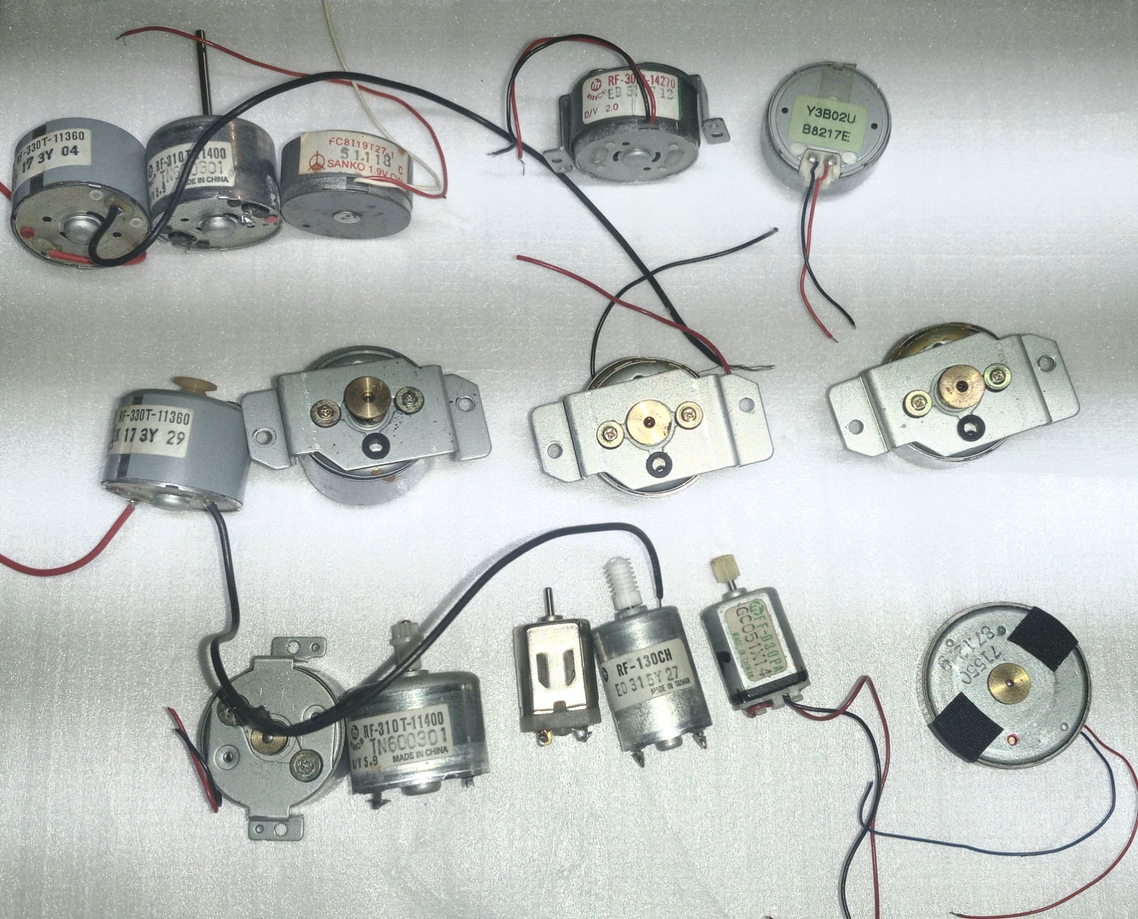 Lot of 15 Mini DC Motors Sanko, Mabuchi  Robotics DIY, CD, Tape Etc 3V–12V