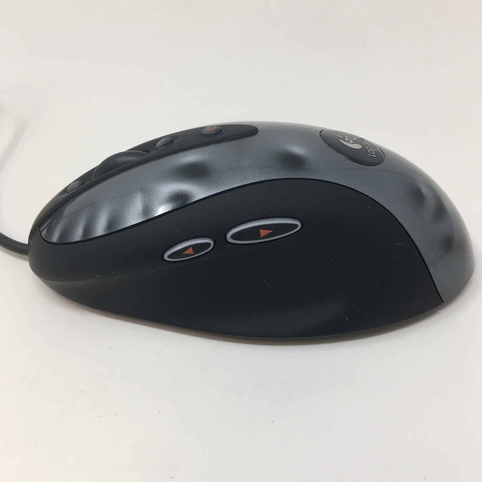 Logitech MX518 Wired Optical Gaming Mouse M/N M-BS81A P/N Thumb Button