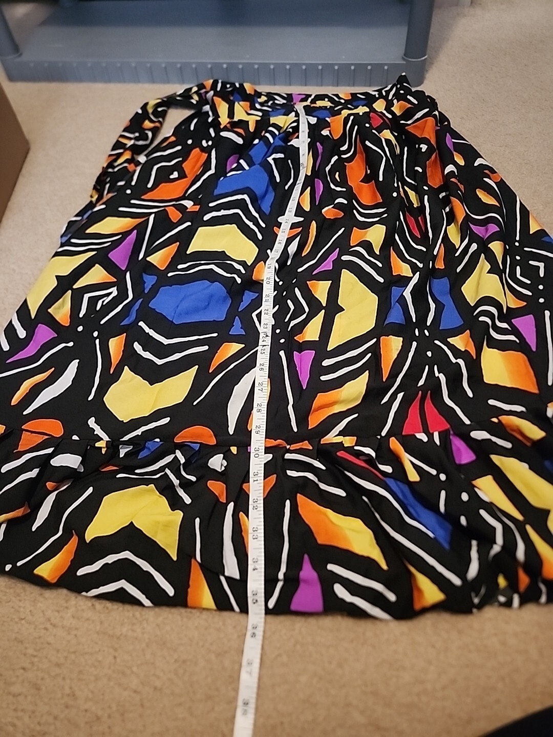 Izzy & Liv Traditional African Wrap Skirt  5 Ways To Wear It Beautiful Colors